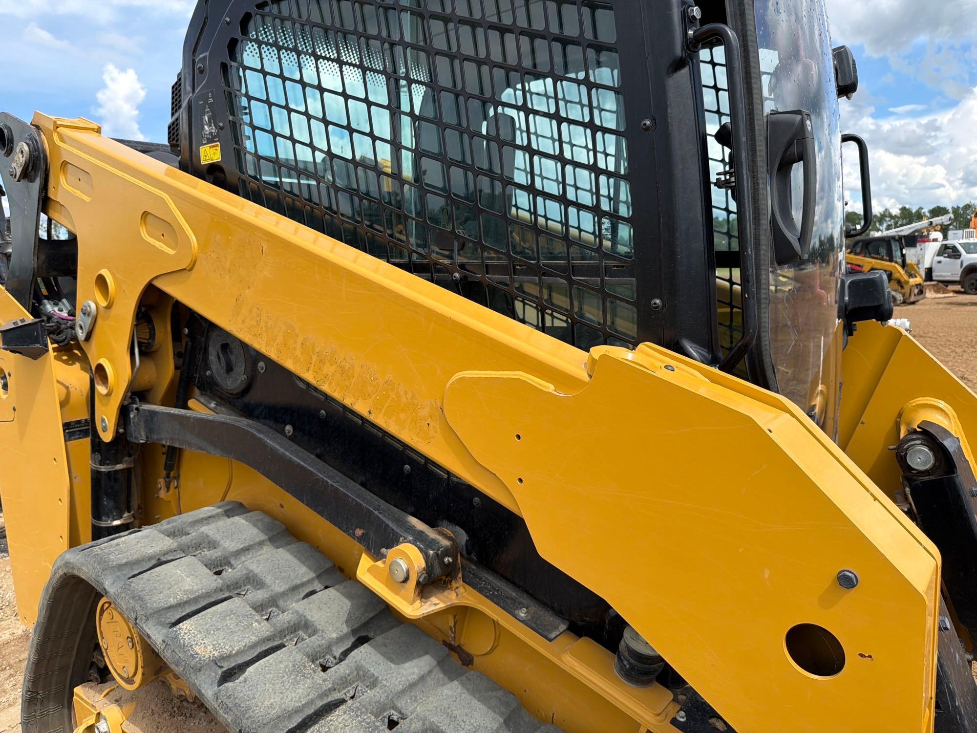 2025 Caterpillar 255