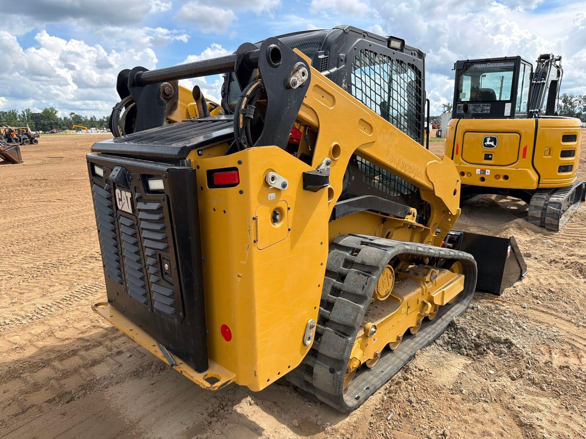 2025 Caterpillar 255
