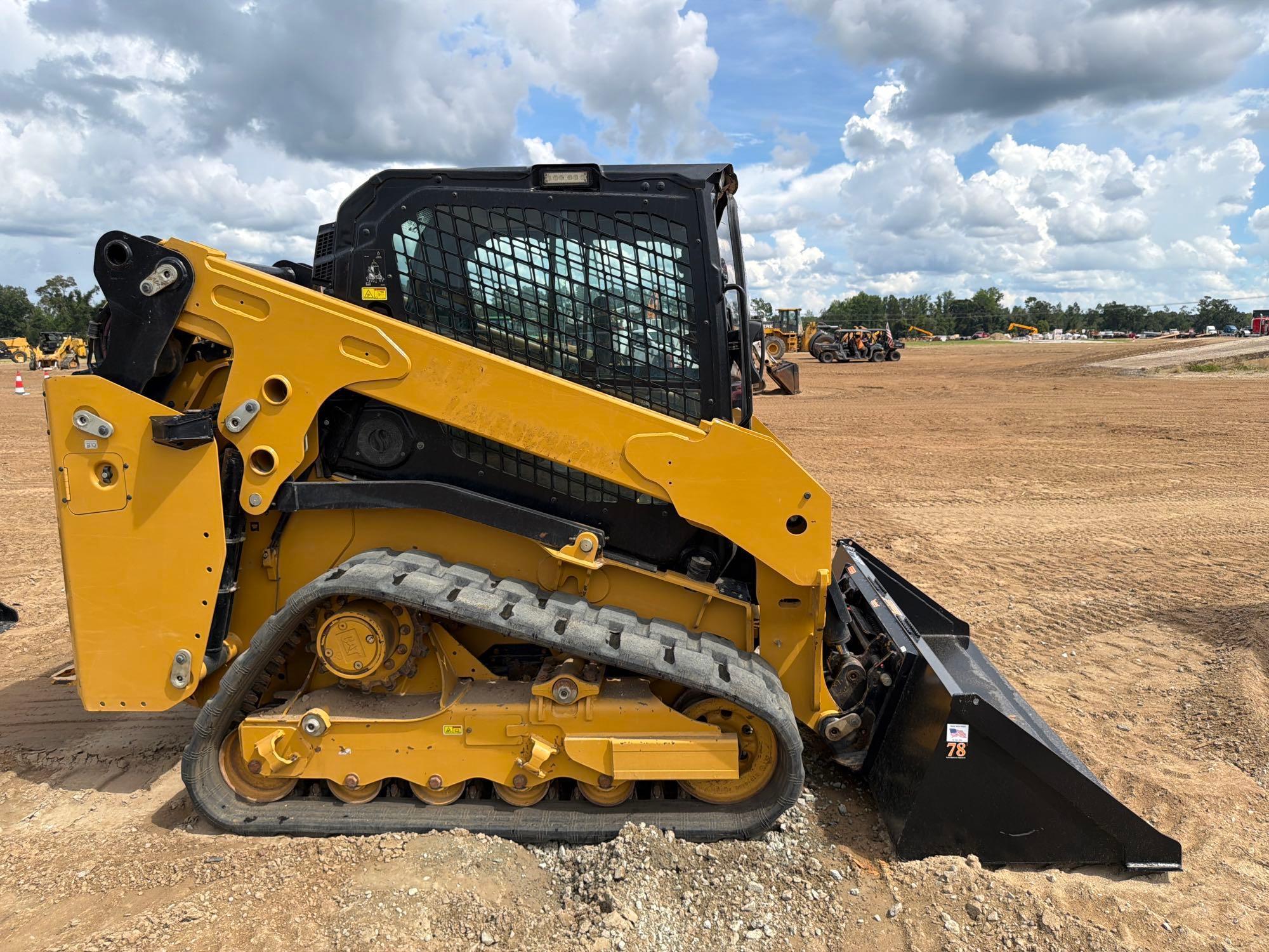 2025 Caterpillar 255