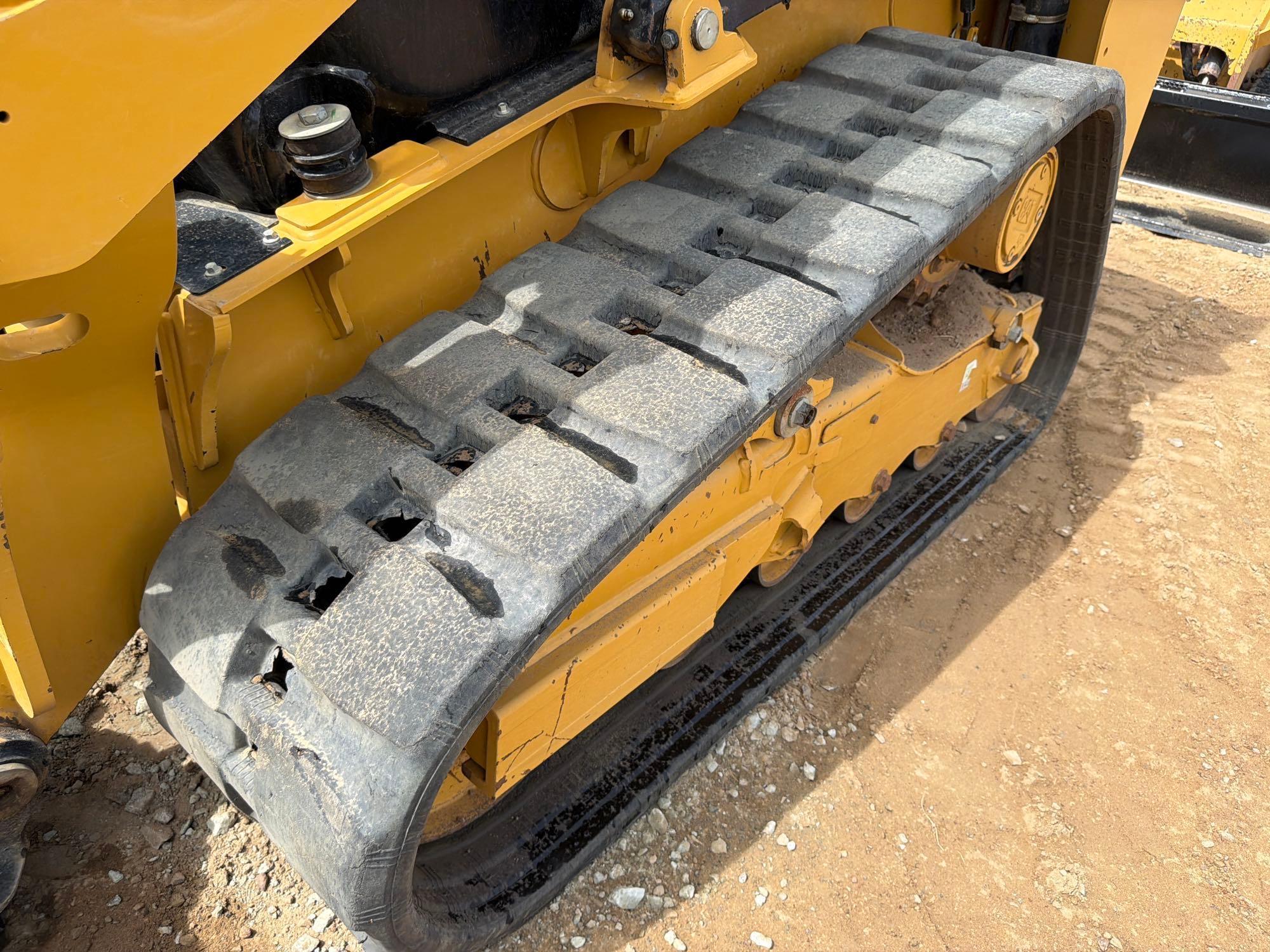 2025 Caterpillar 255