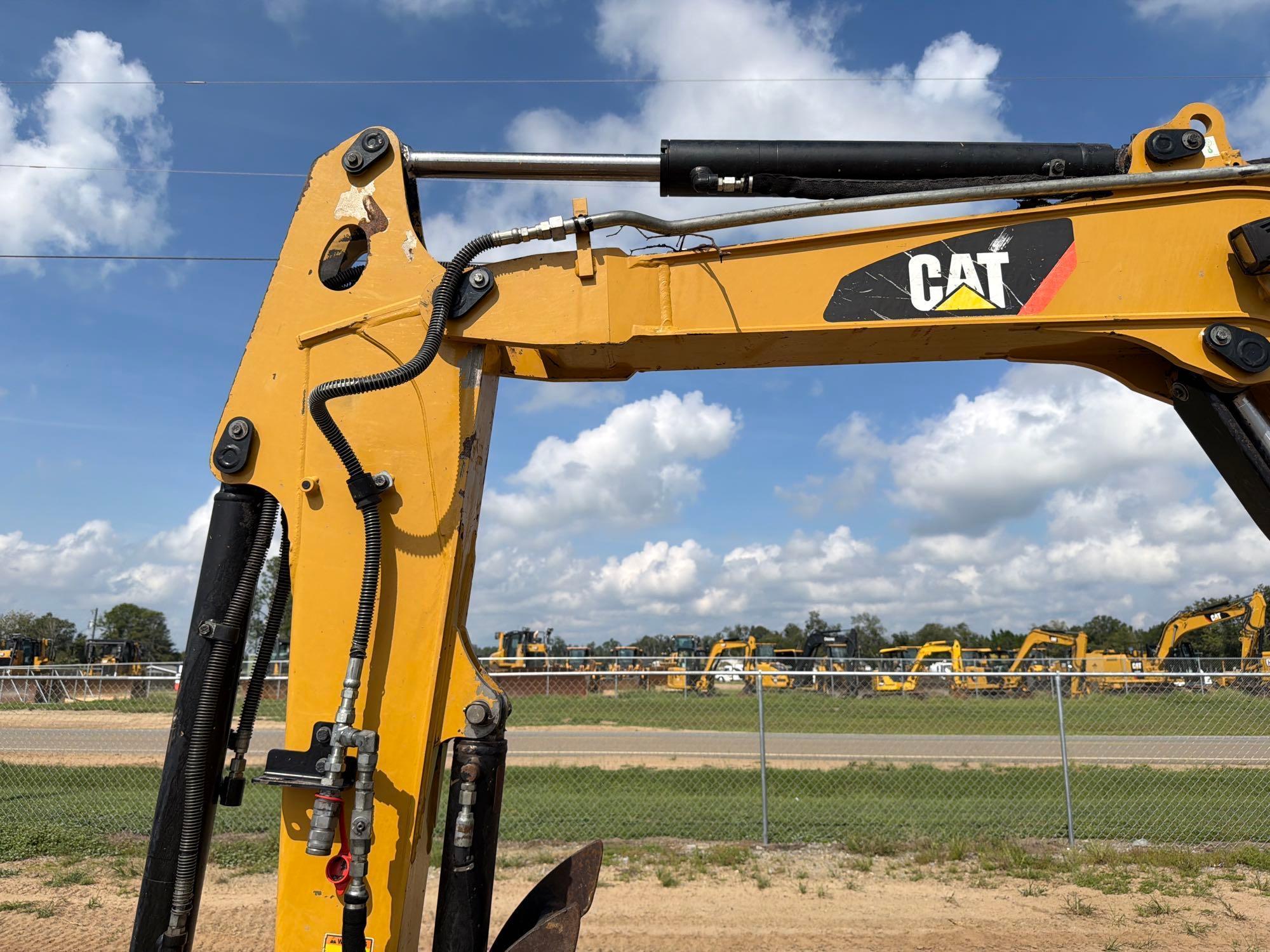 2015 Caterpillar 305E2CR