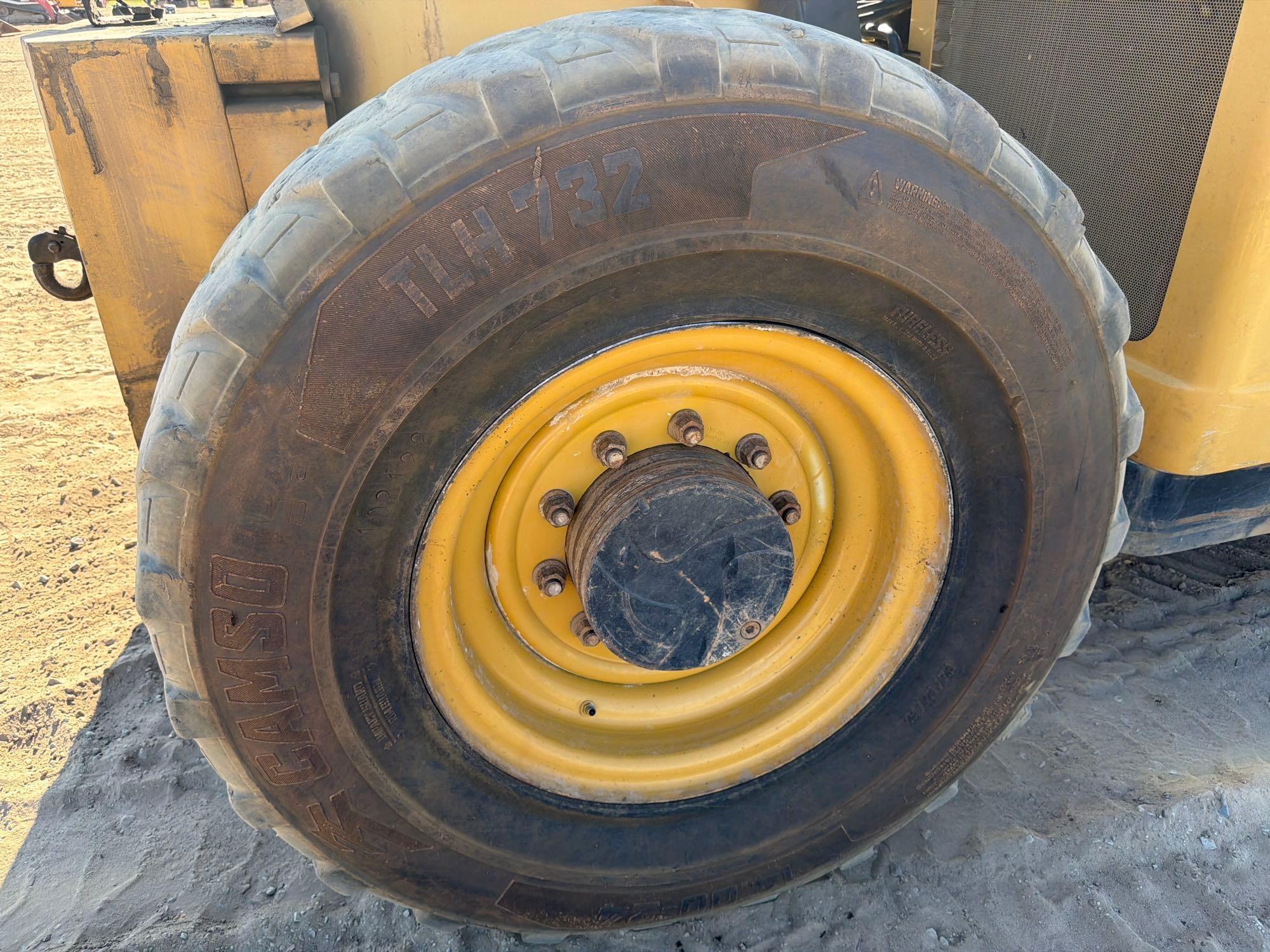 Caterpillar TL943C