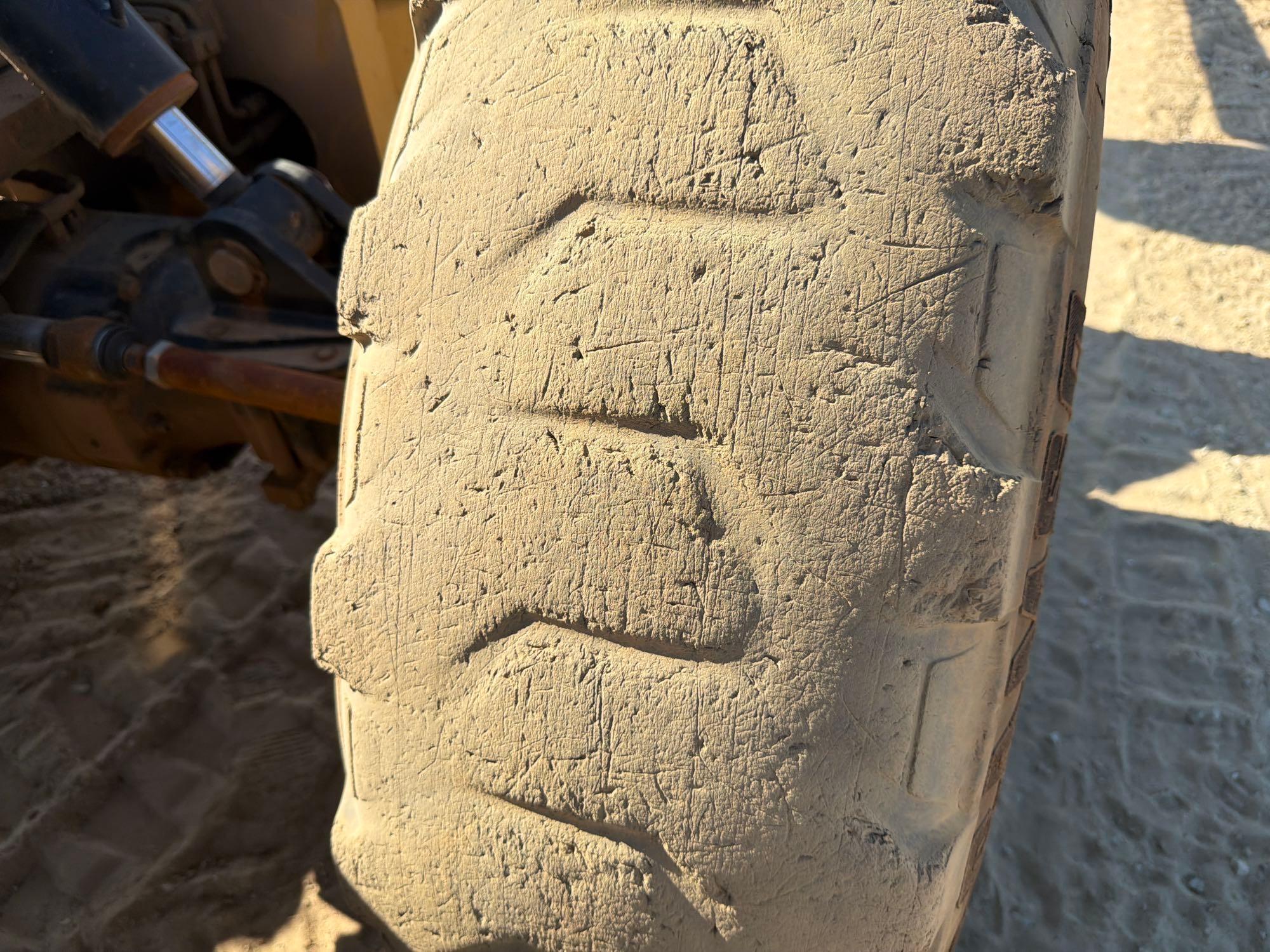 Caterpillar TL943C