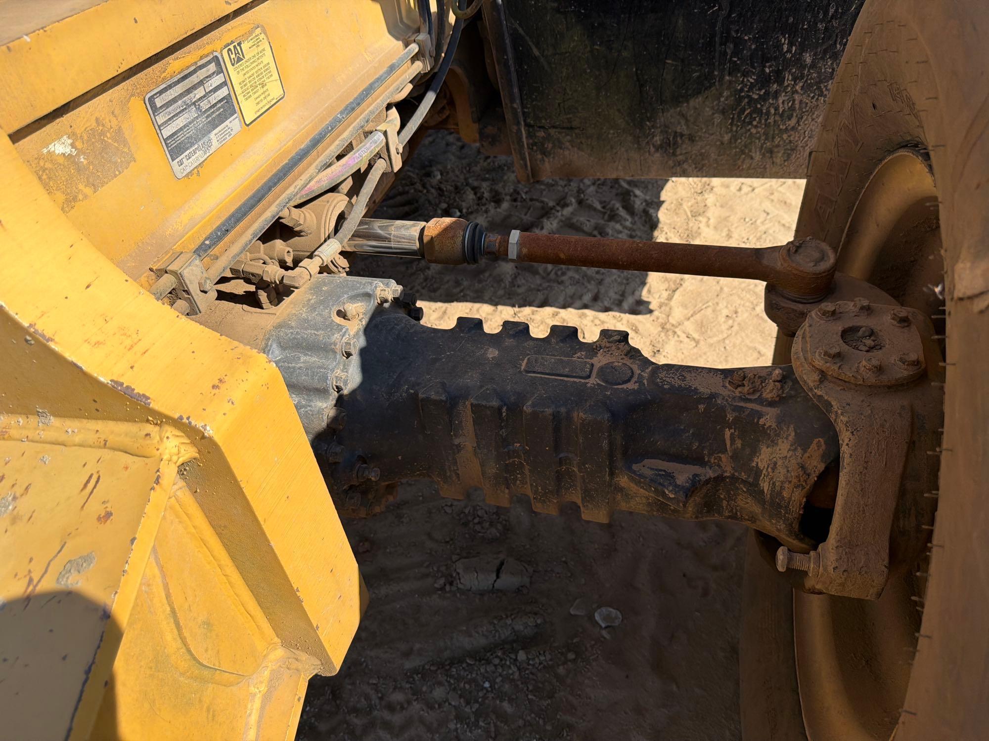 Caterpillar TL943C