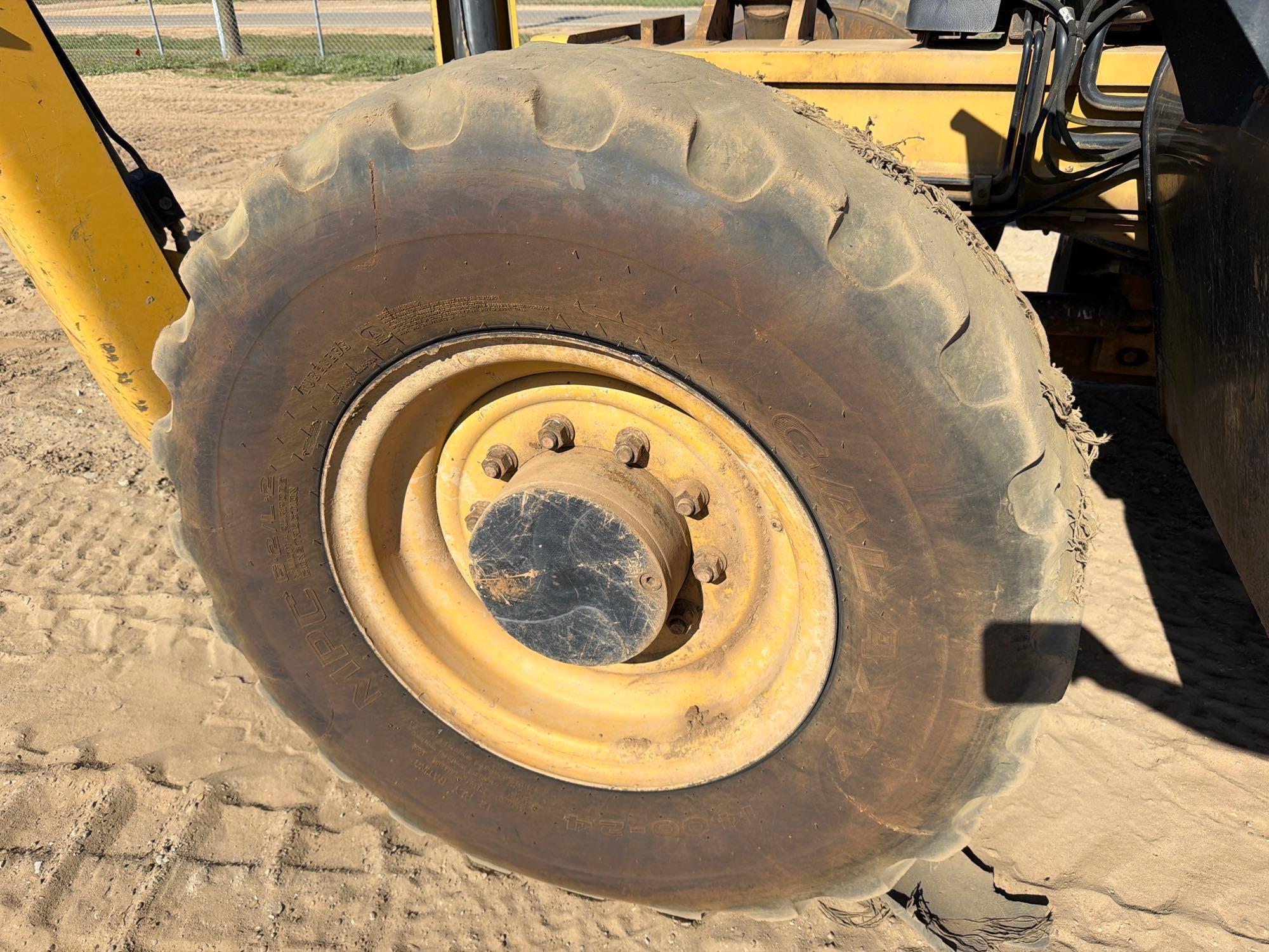 Caterpillar TL943C