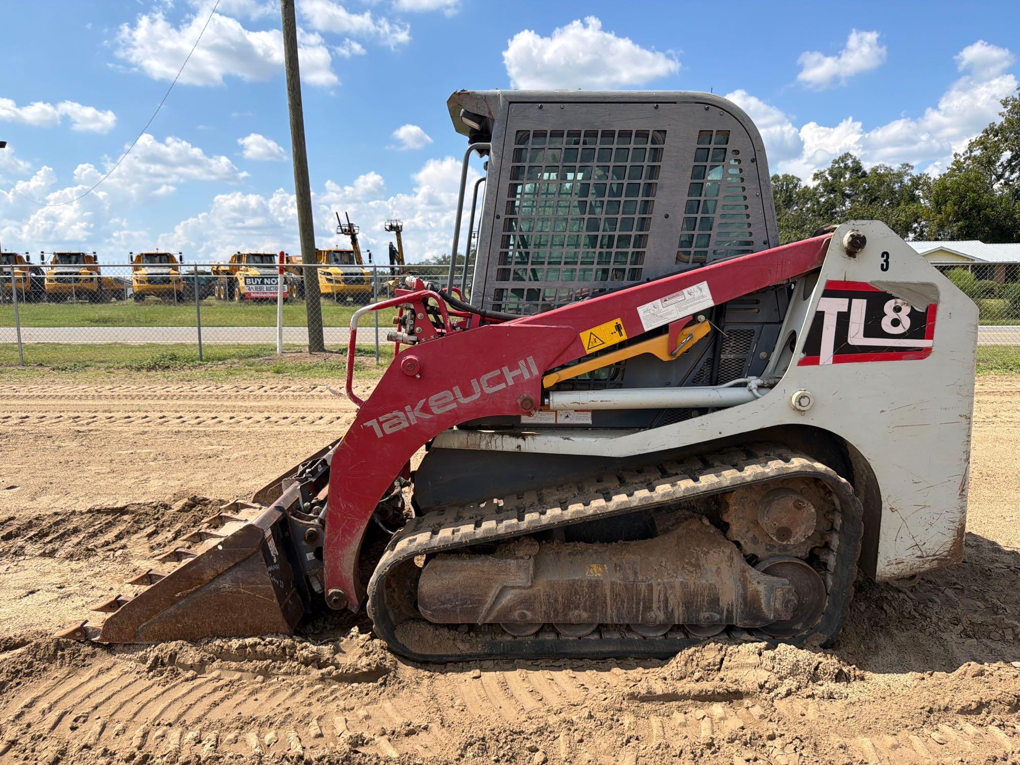 Photo of Takeuchi TL8