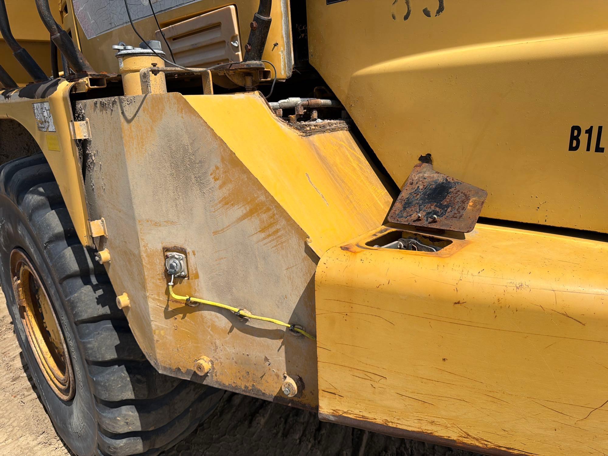 Caterpillar 725
