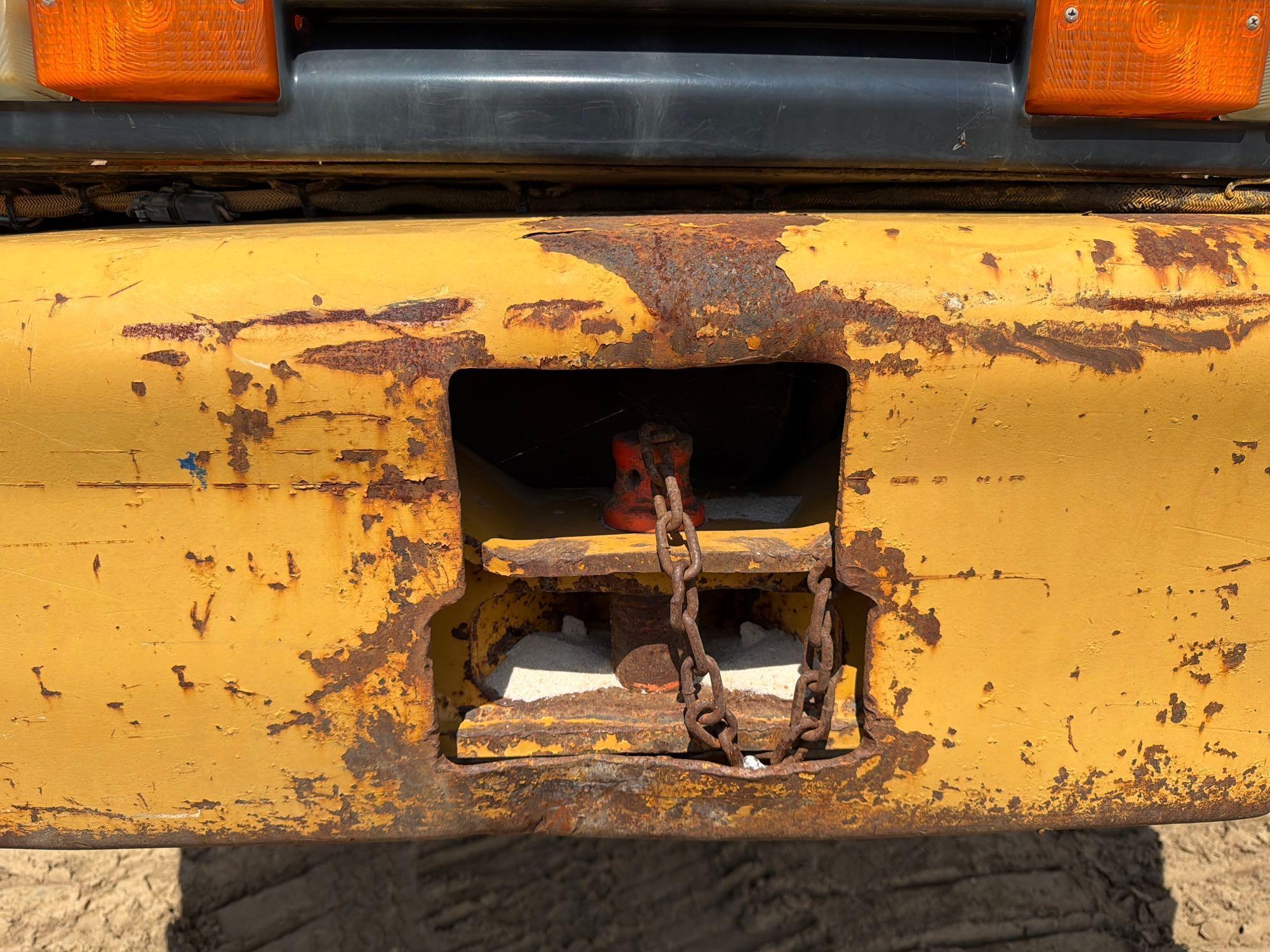 Caterpillar 725