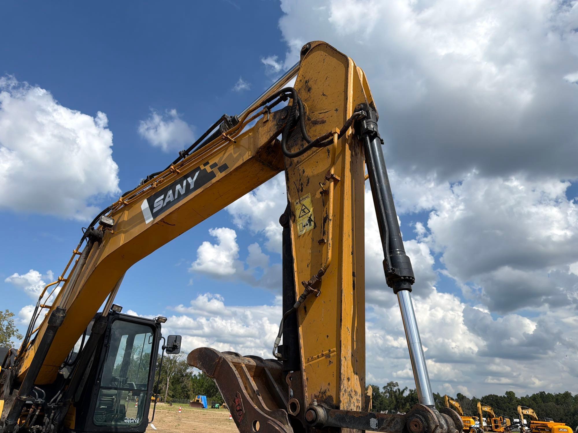 Sany SY215C LC