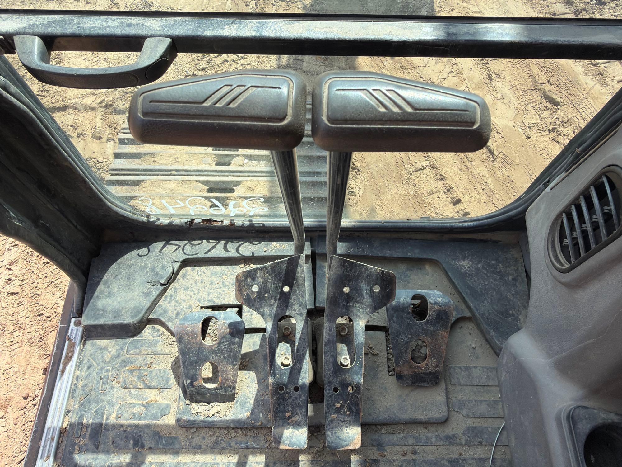 Sany SY215C LC