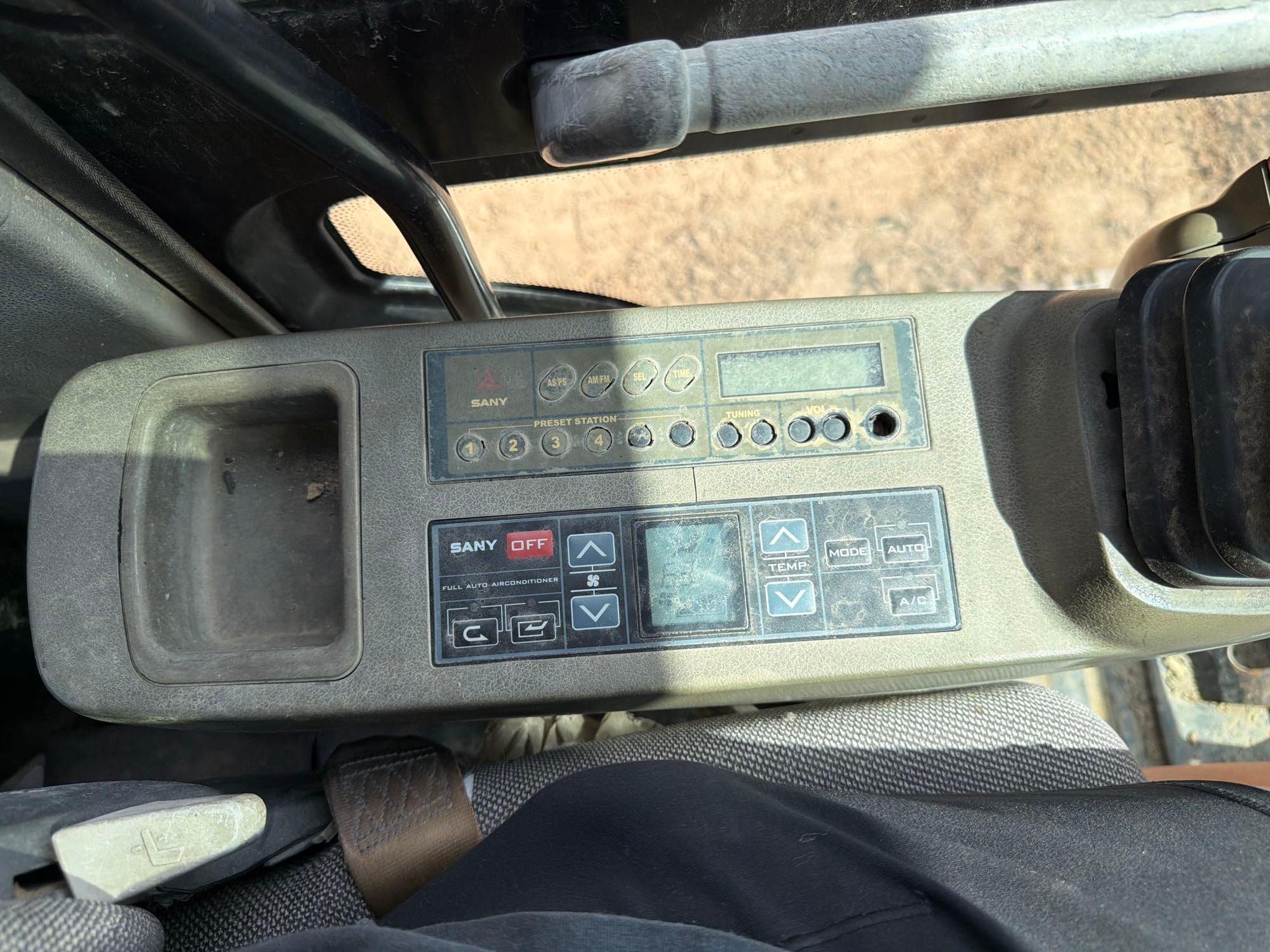 Sany SY215C LC