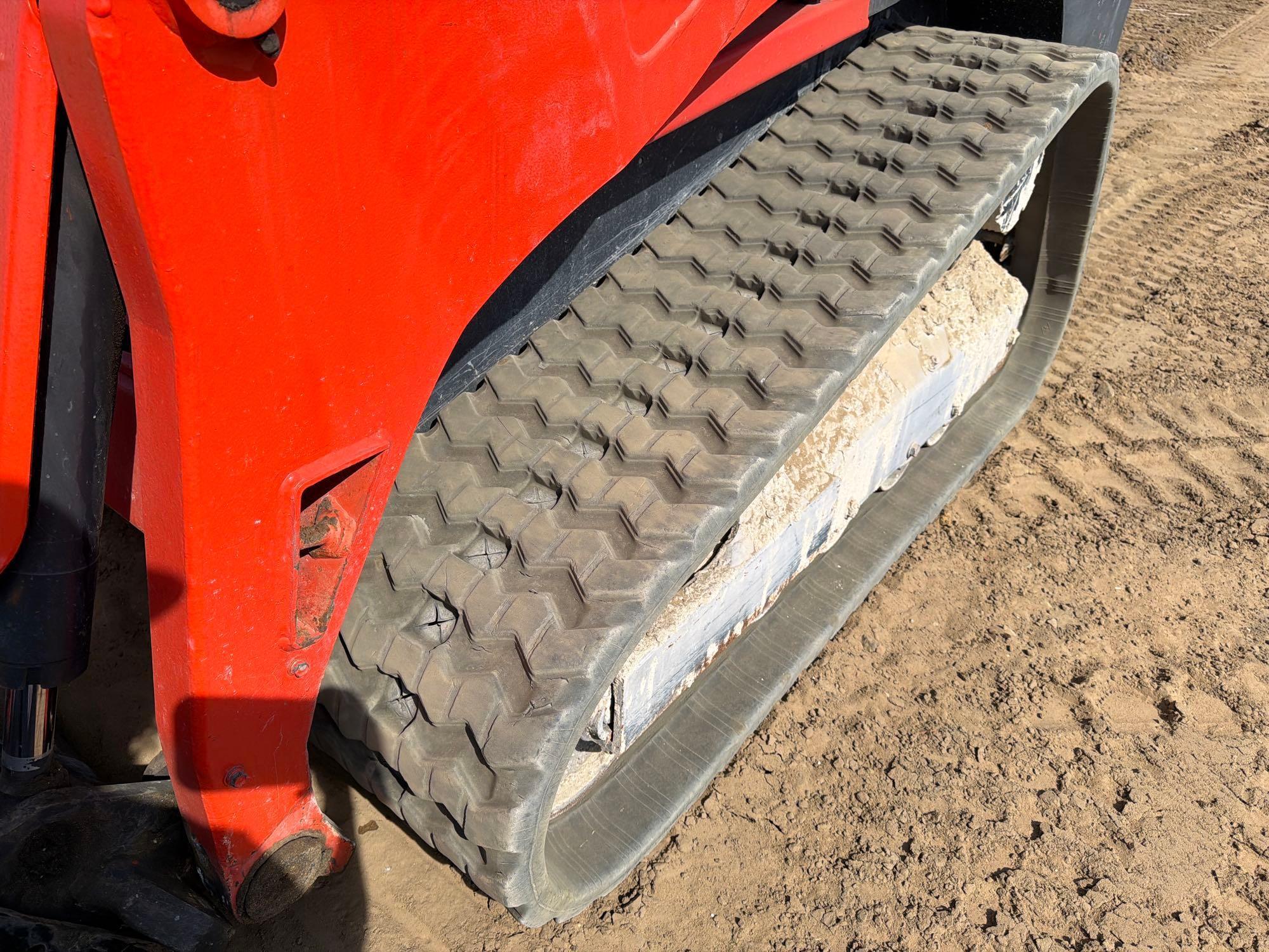 Kubota 752