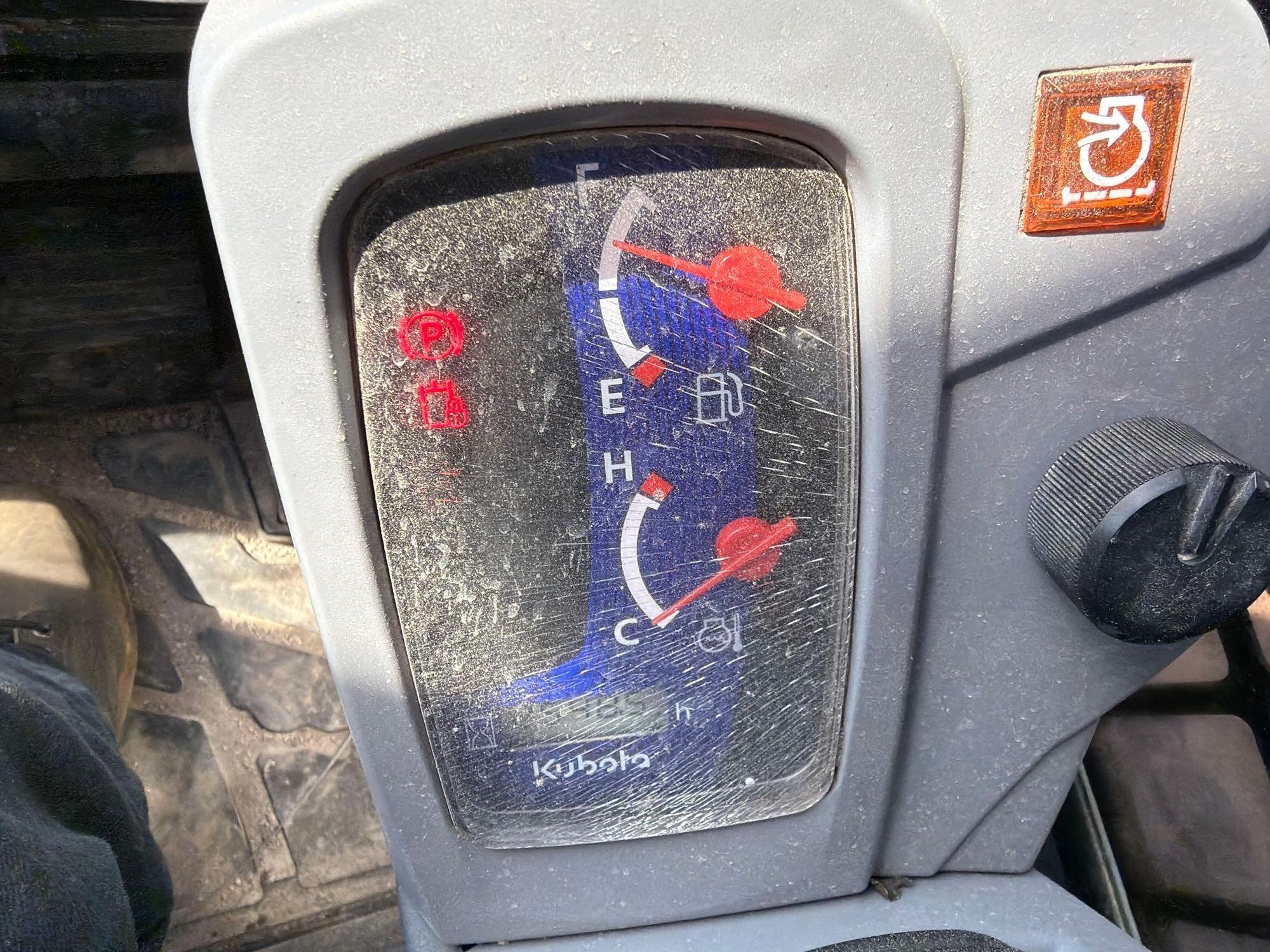 Kubota 752