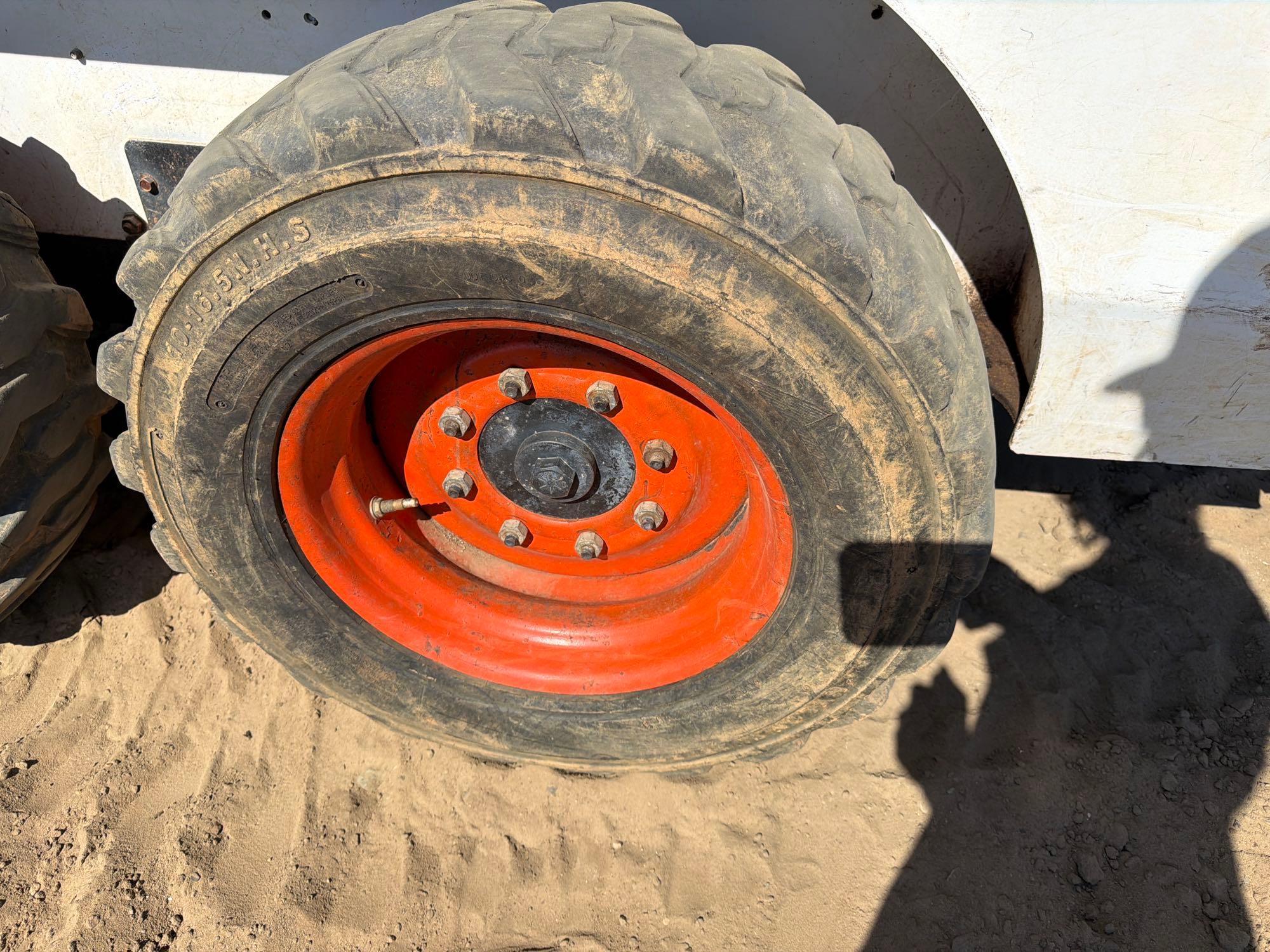Bobcat 753