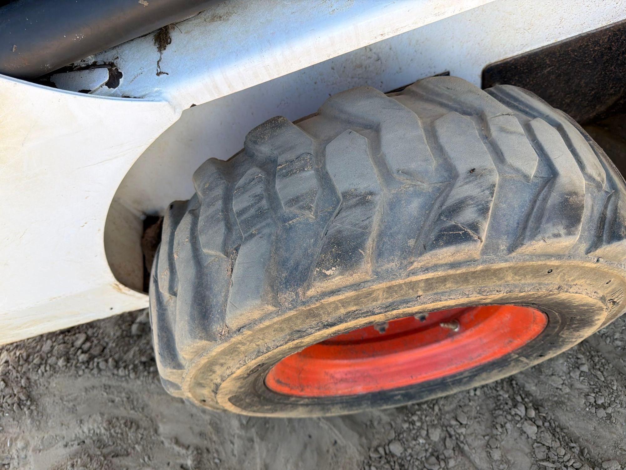 Bobcat 753