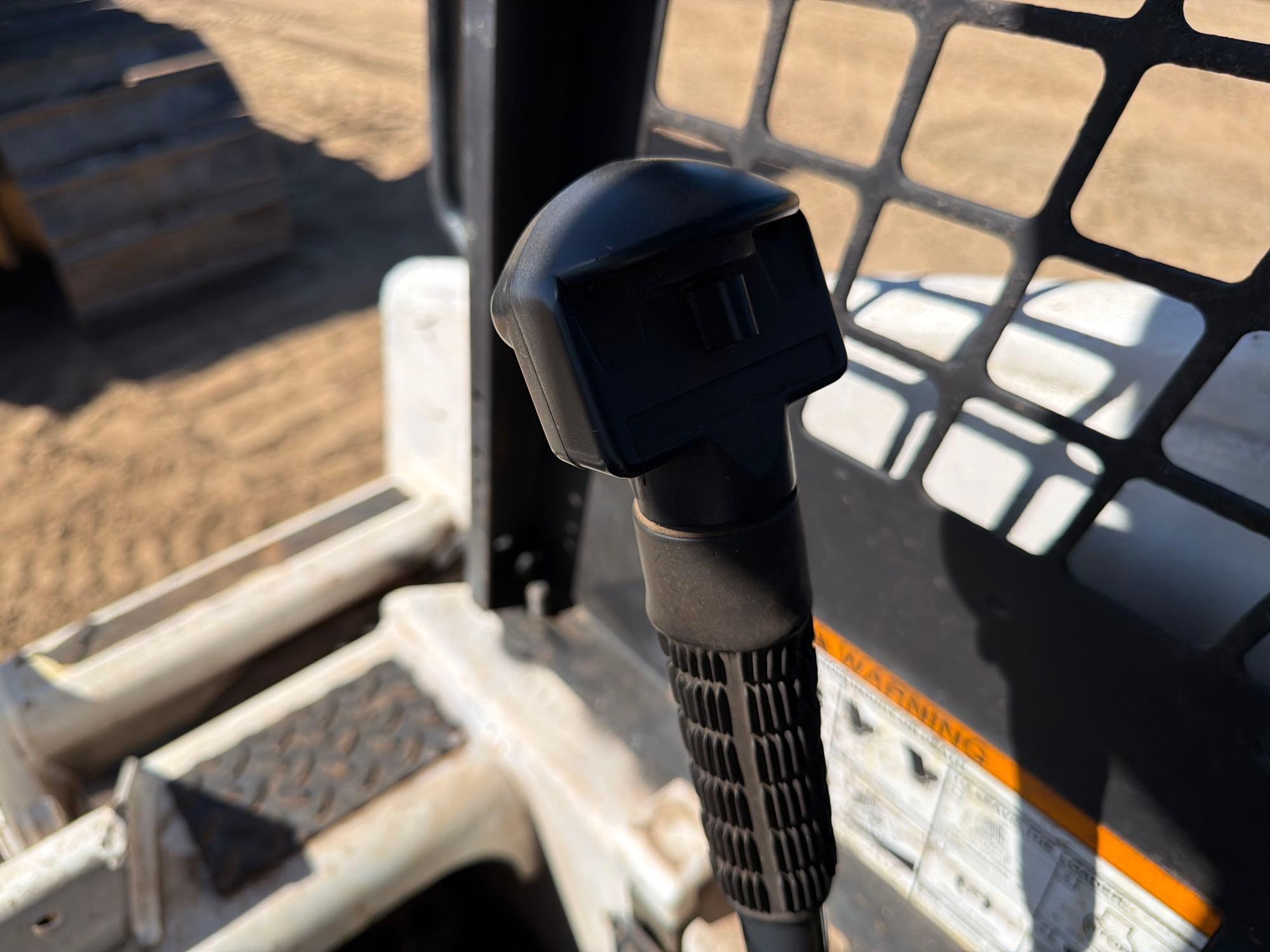 Bobcat 753