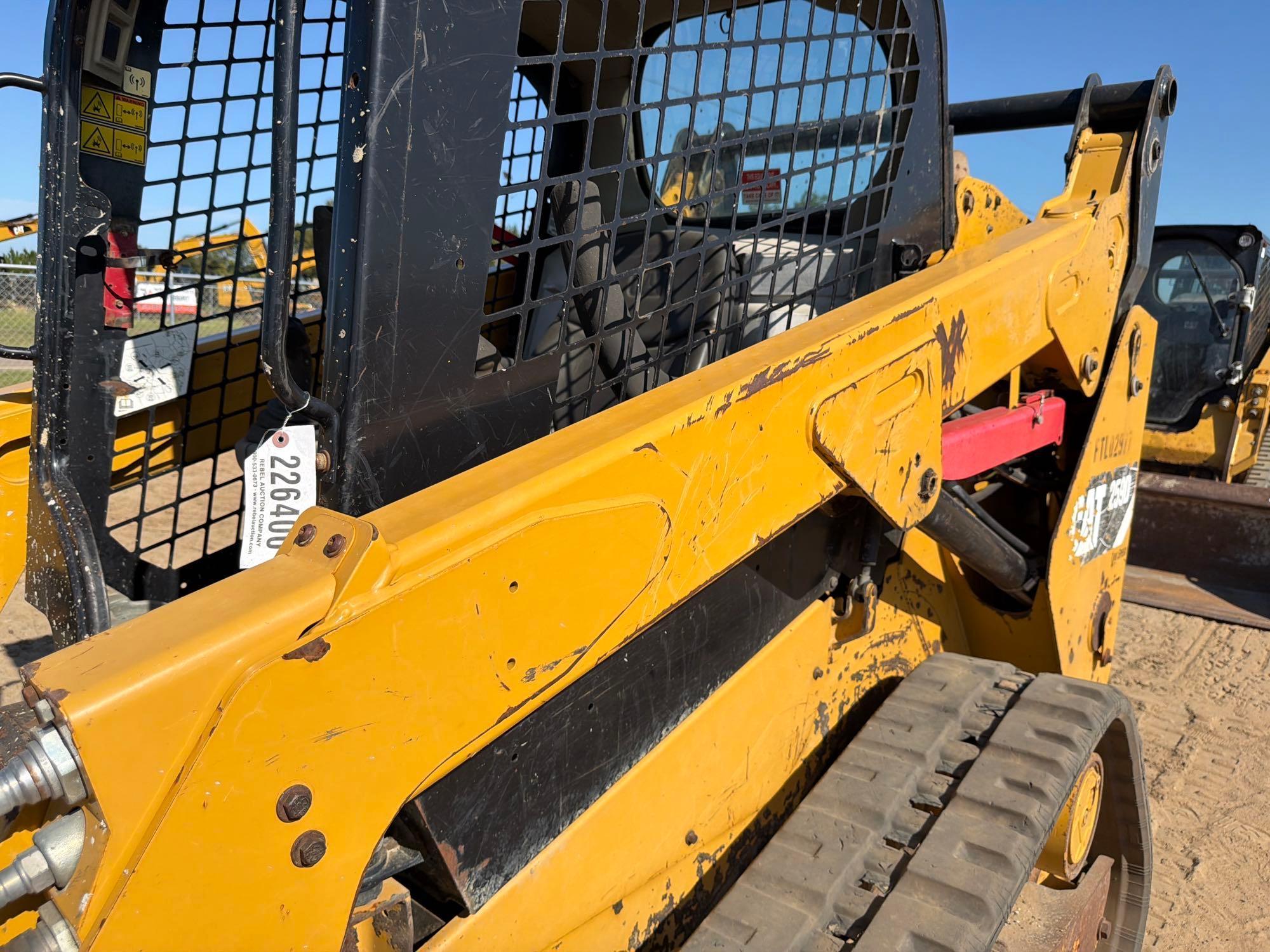 2015 Caterpillar 259D