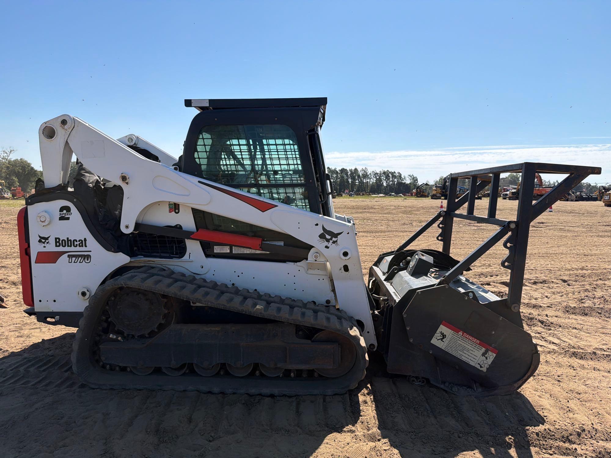 Bobcat T770
