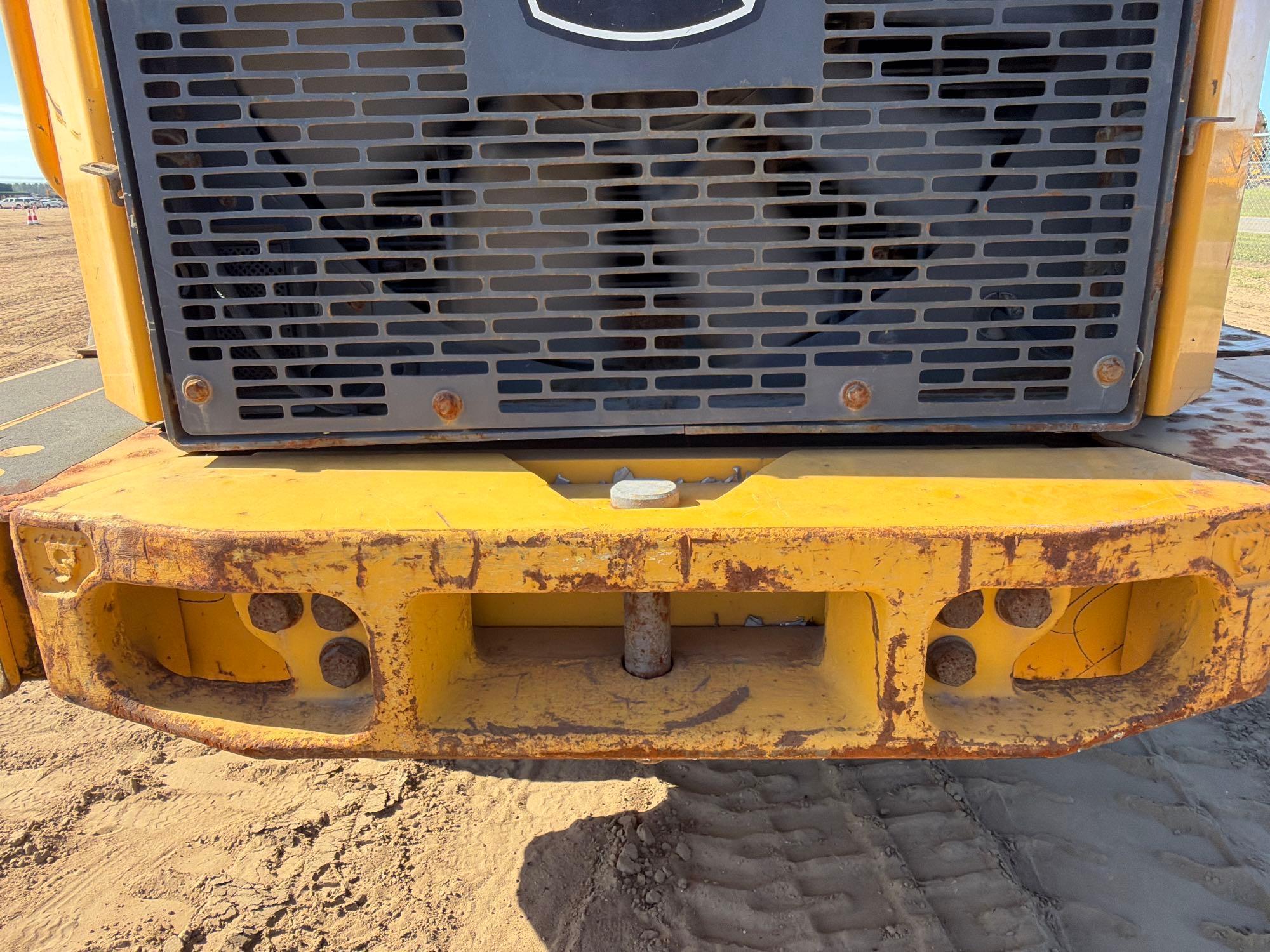 John Deere 444