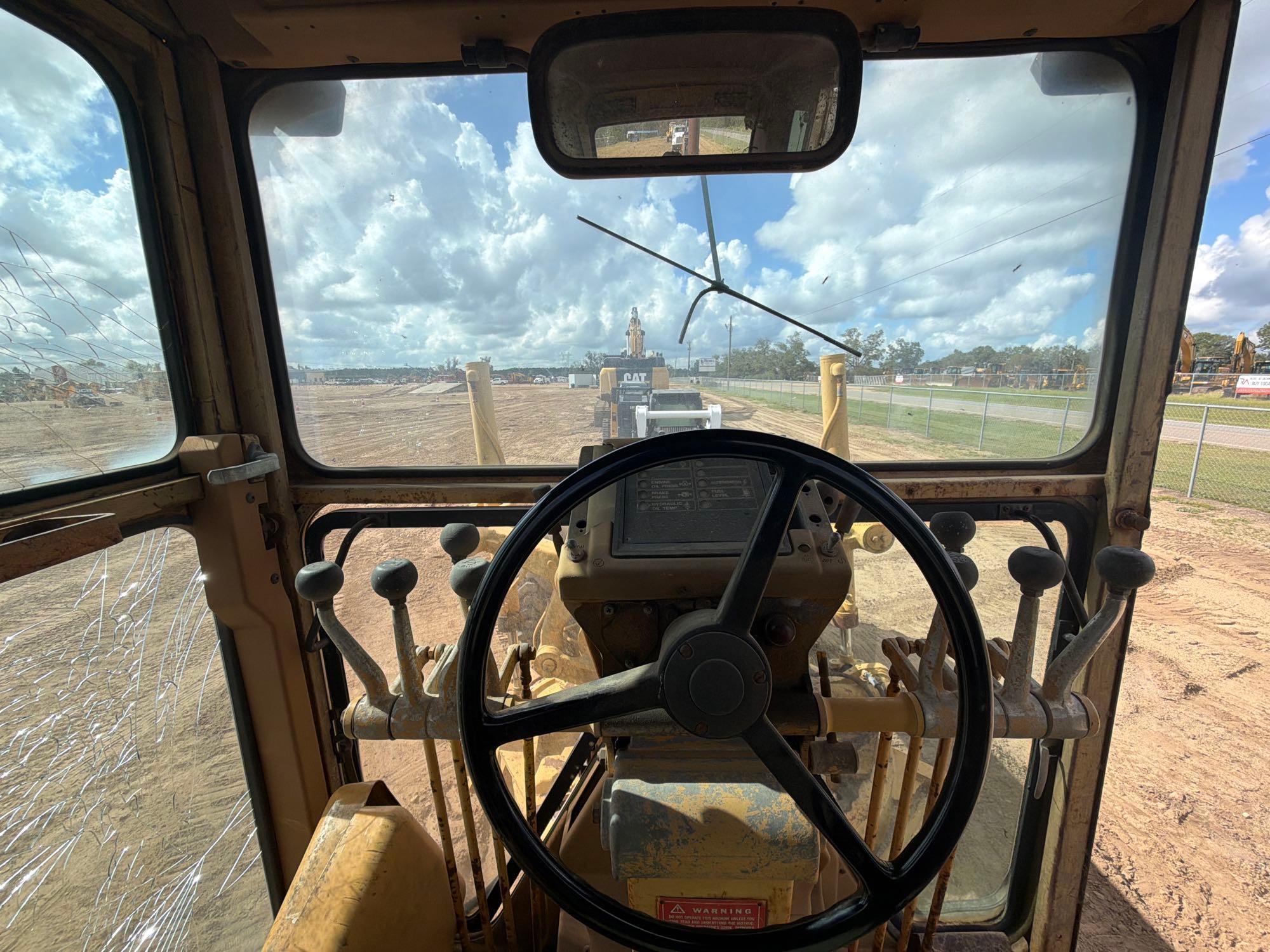 1981 Caterpillar 120G