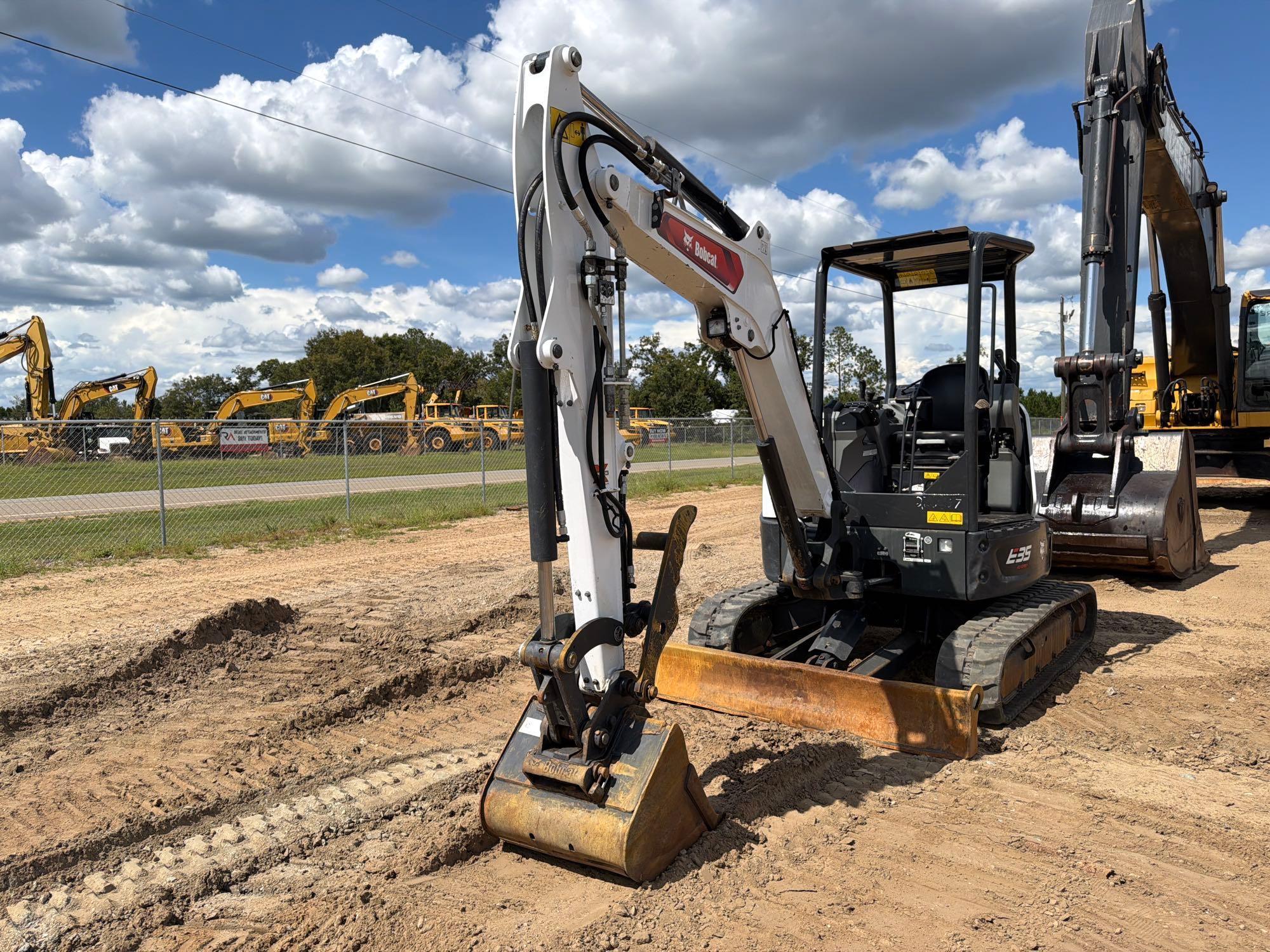 2024 Bobcat E35