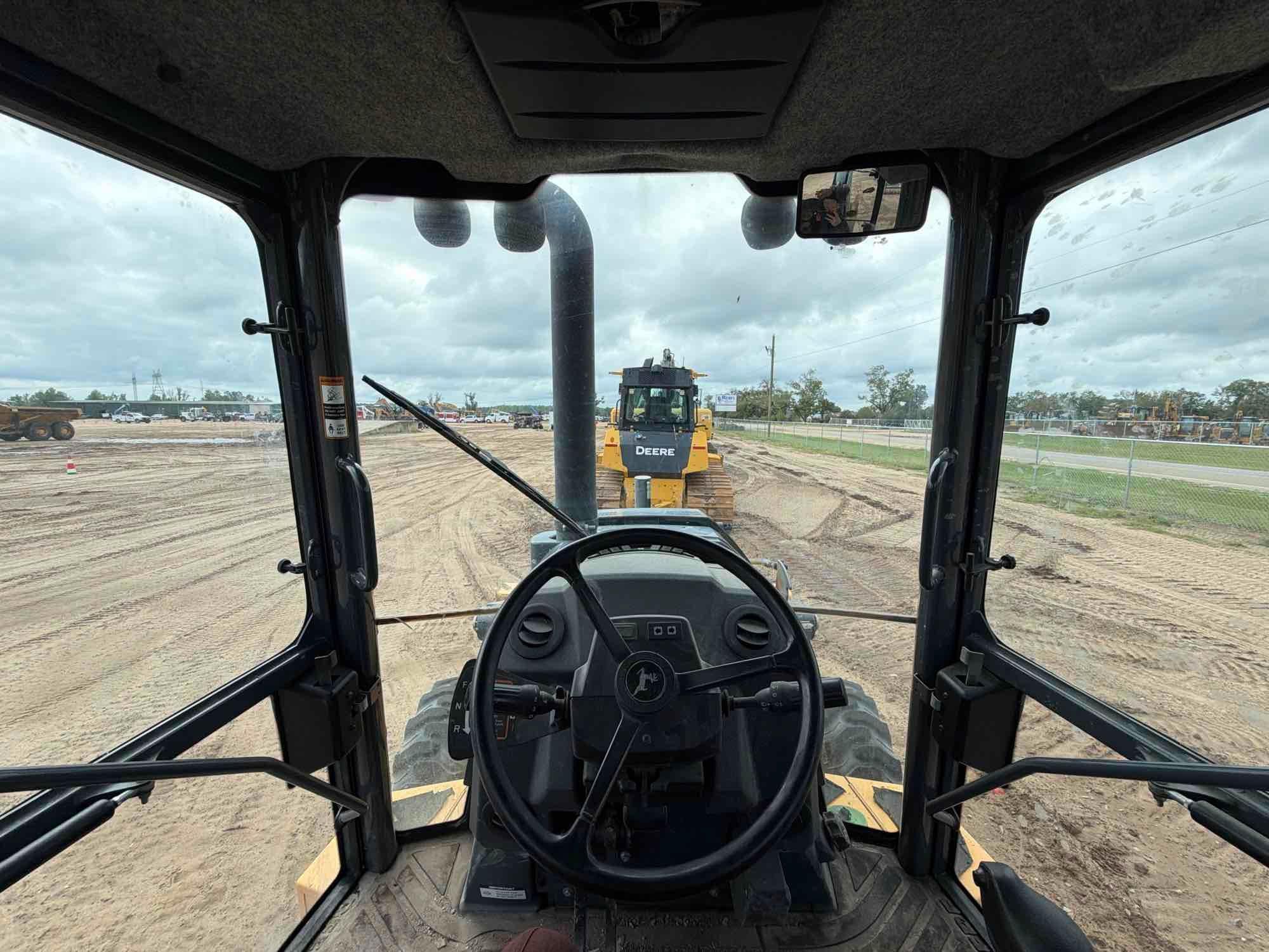 John Deere 410