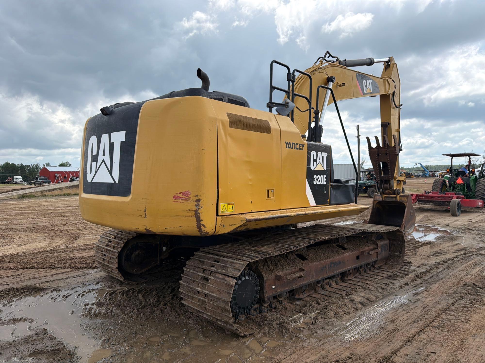 Caterpillar 320