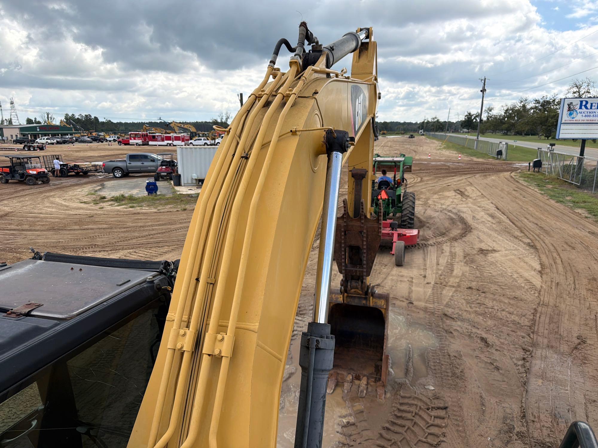 Caterpillar 320