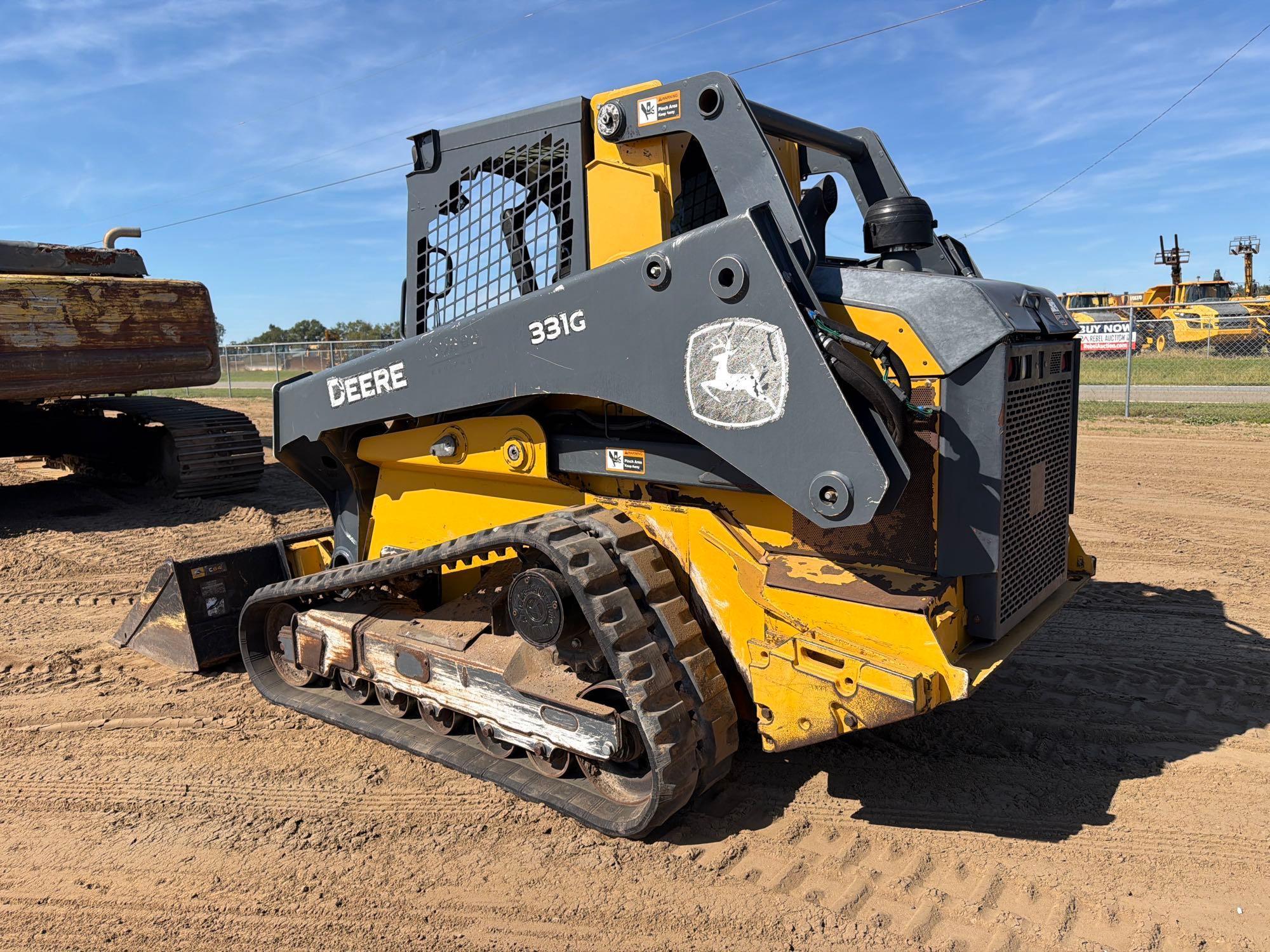 2022 John Deere 331G