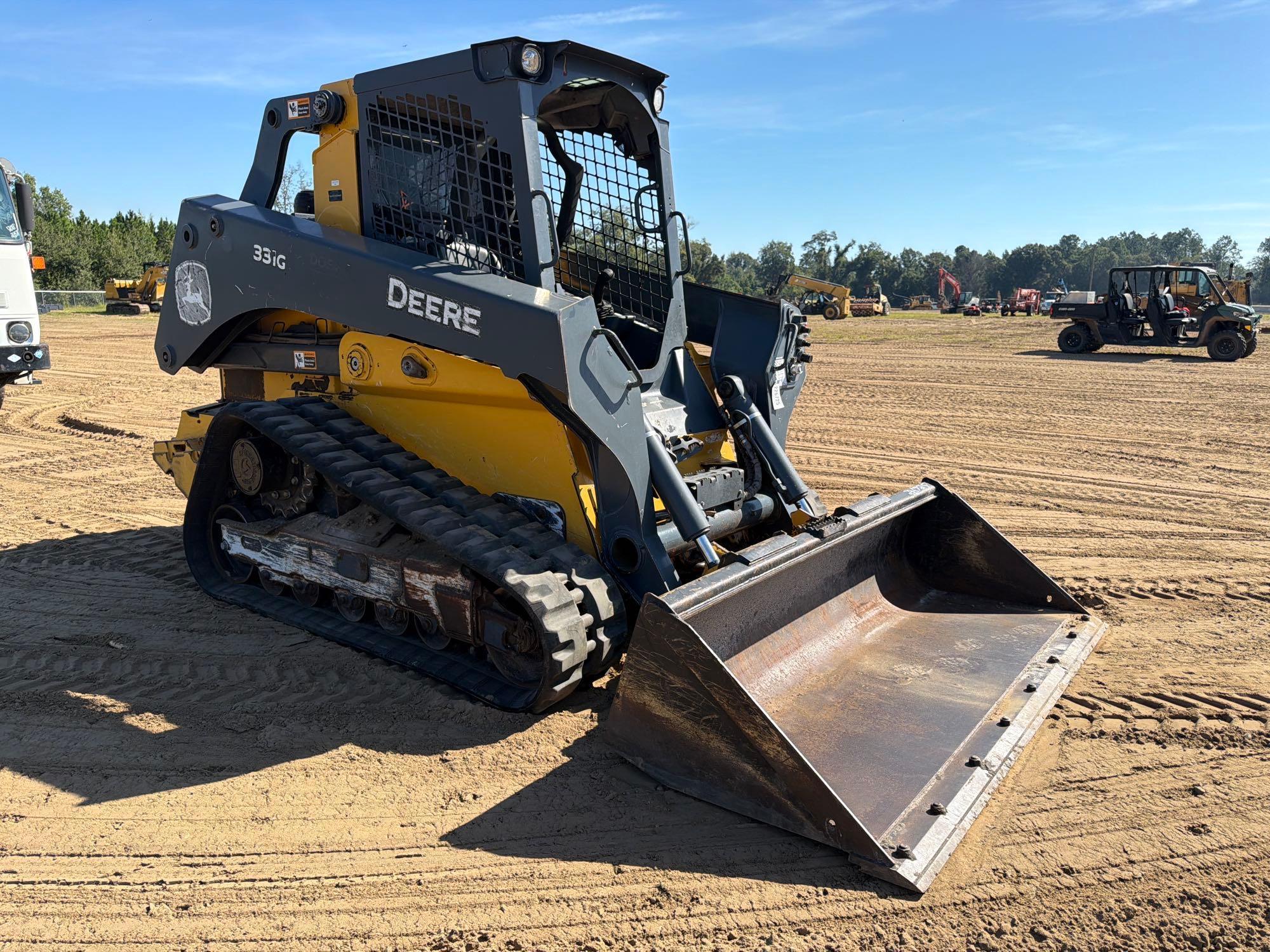 2022 John Deere 331G