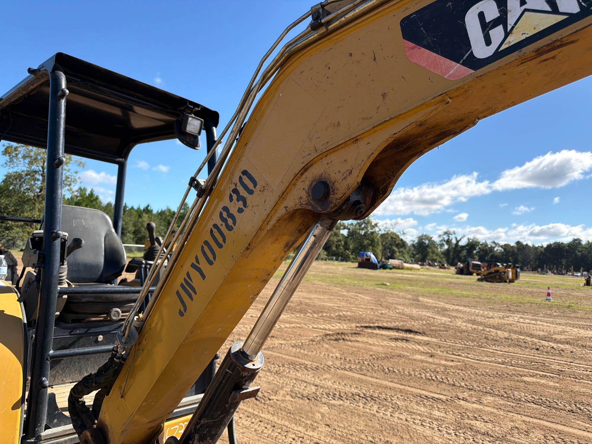 2016 Caterpillar 303.5E2CR