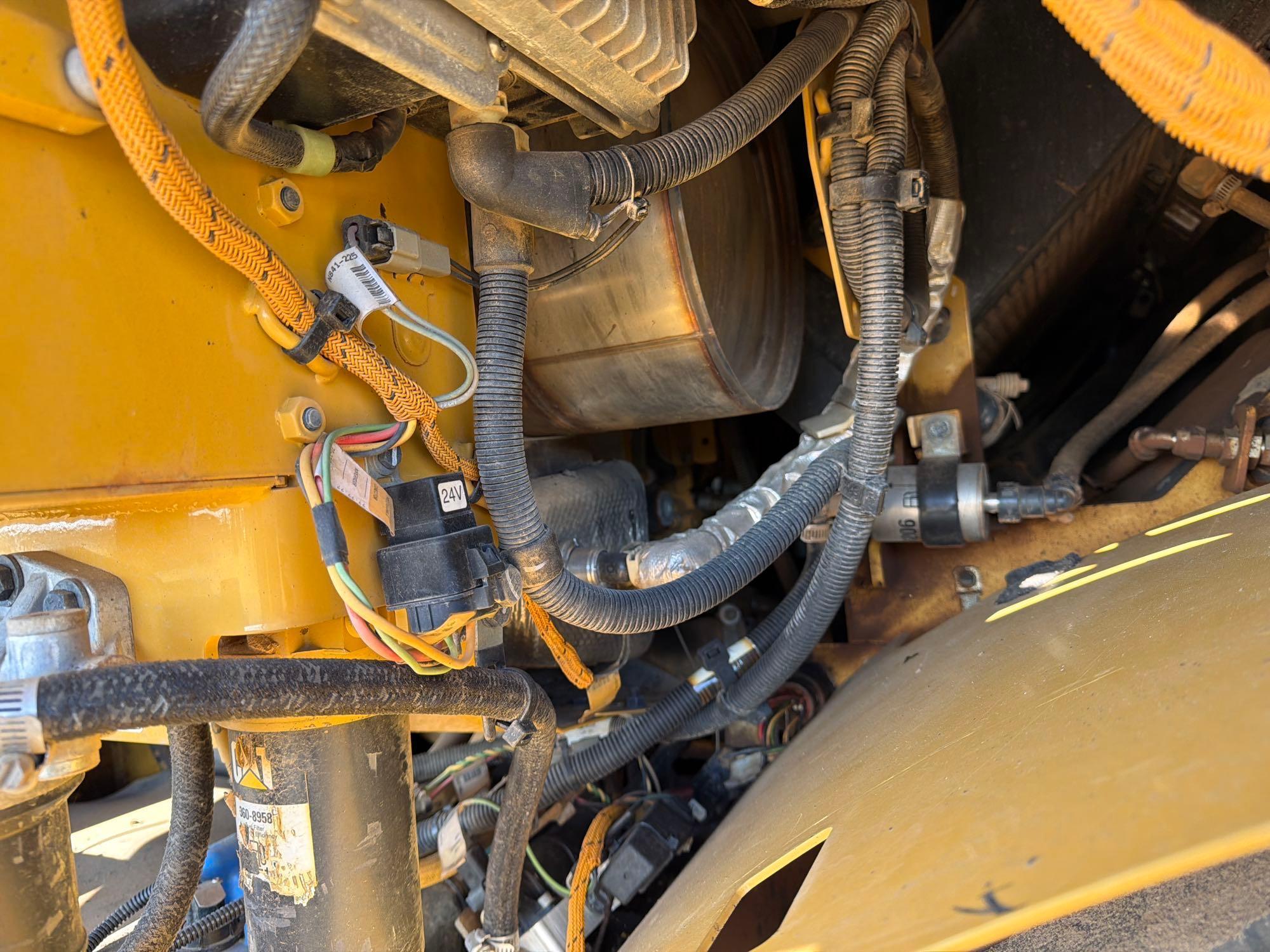 Caterpillar AP600F