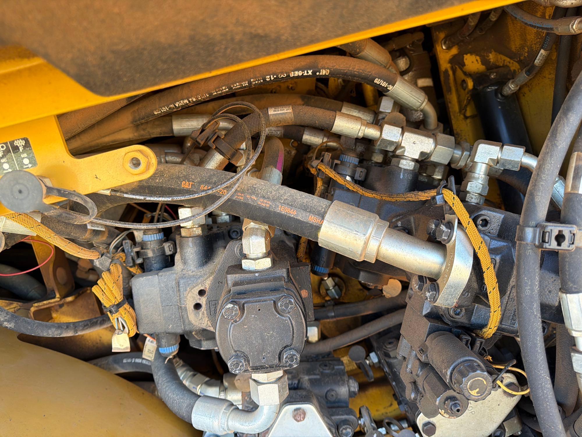 Caterpillar AP600F
