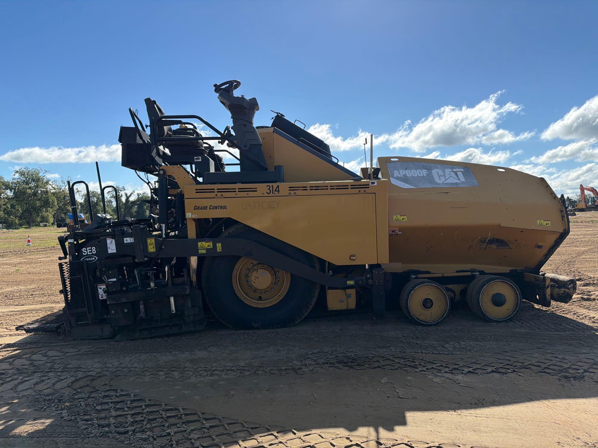 Caterpillar AP600F