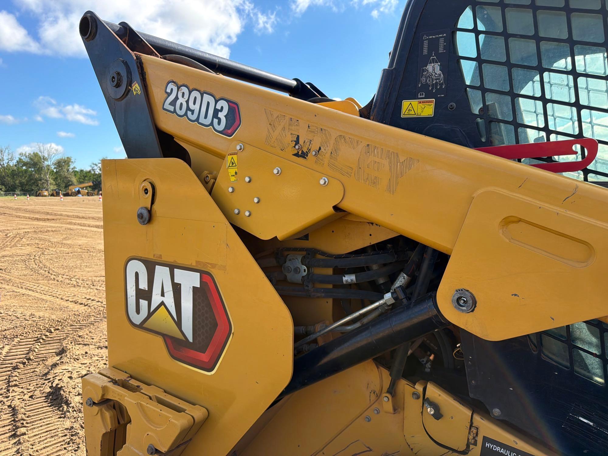 2022 Caterpillar 289D