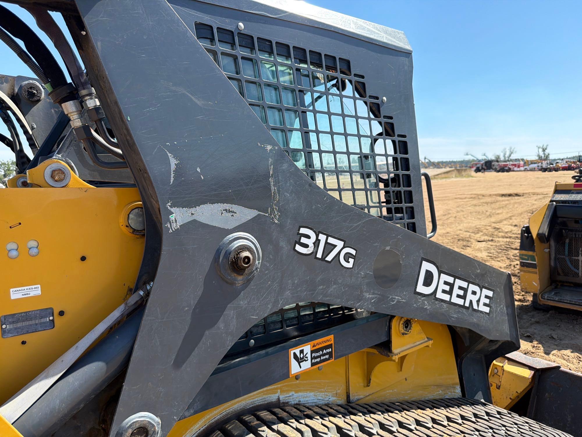 2023 John Deere 317G