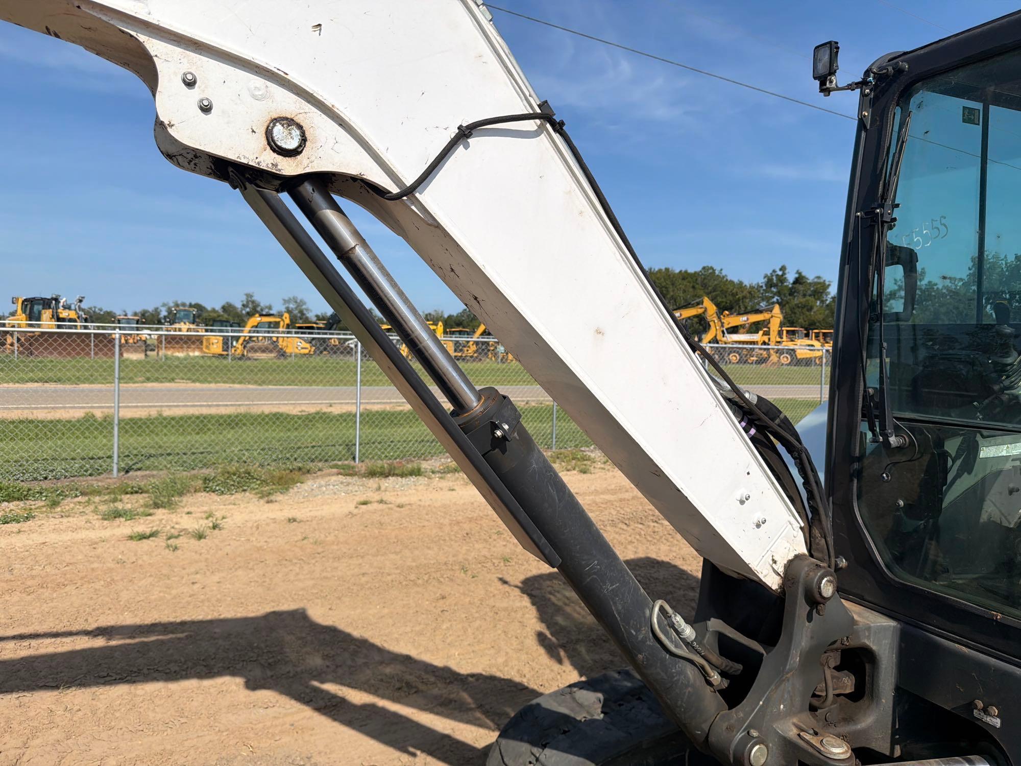 2023 Bobcat E60