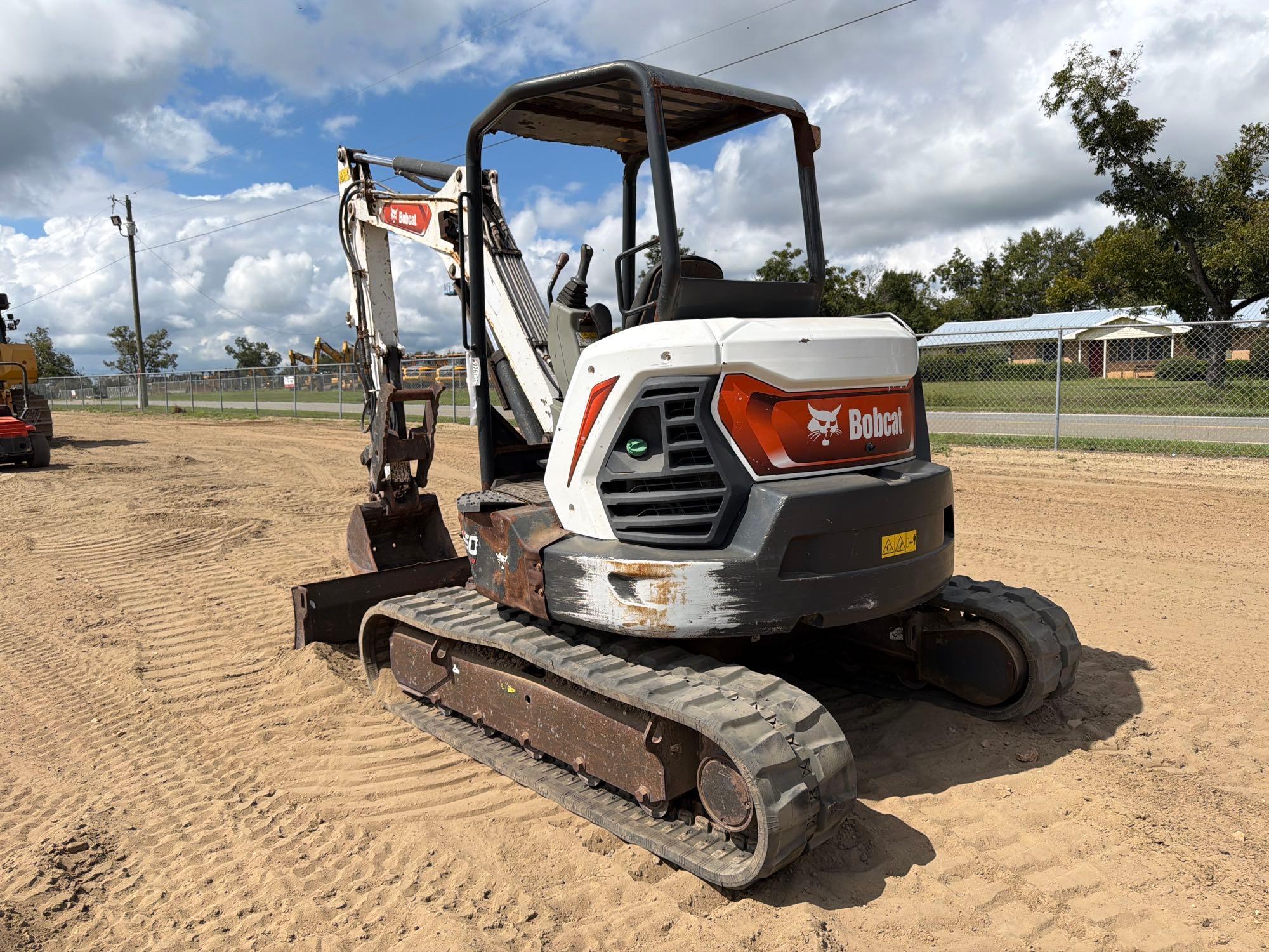 2020 Bobcat E50