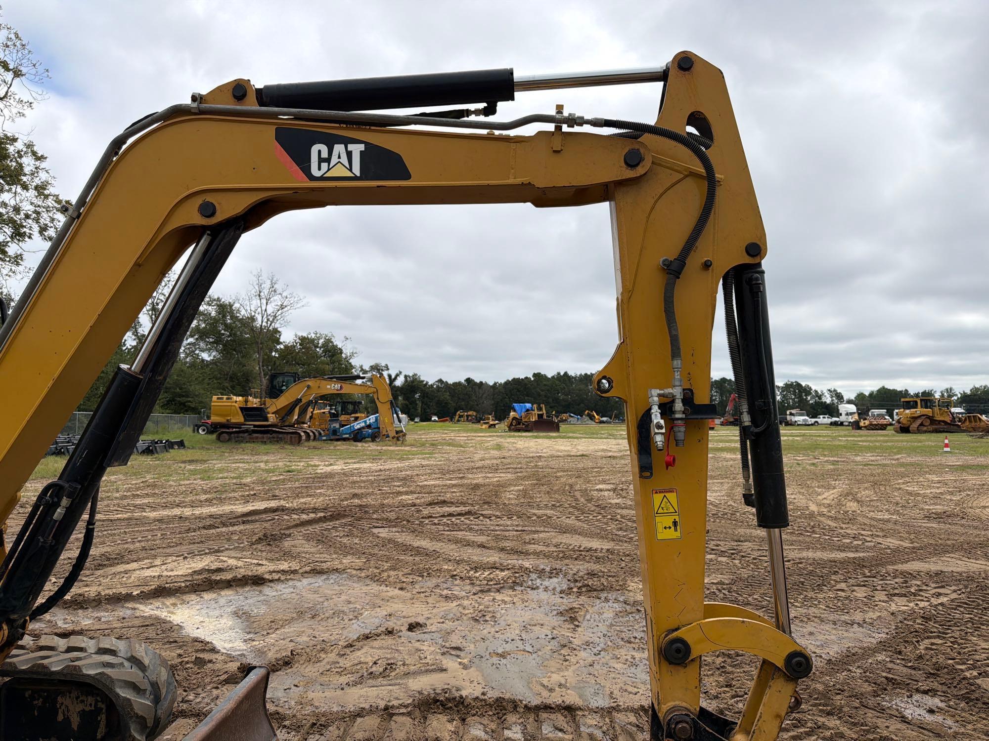 2015 Caterpillar 305E2CR