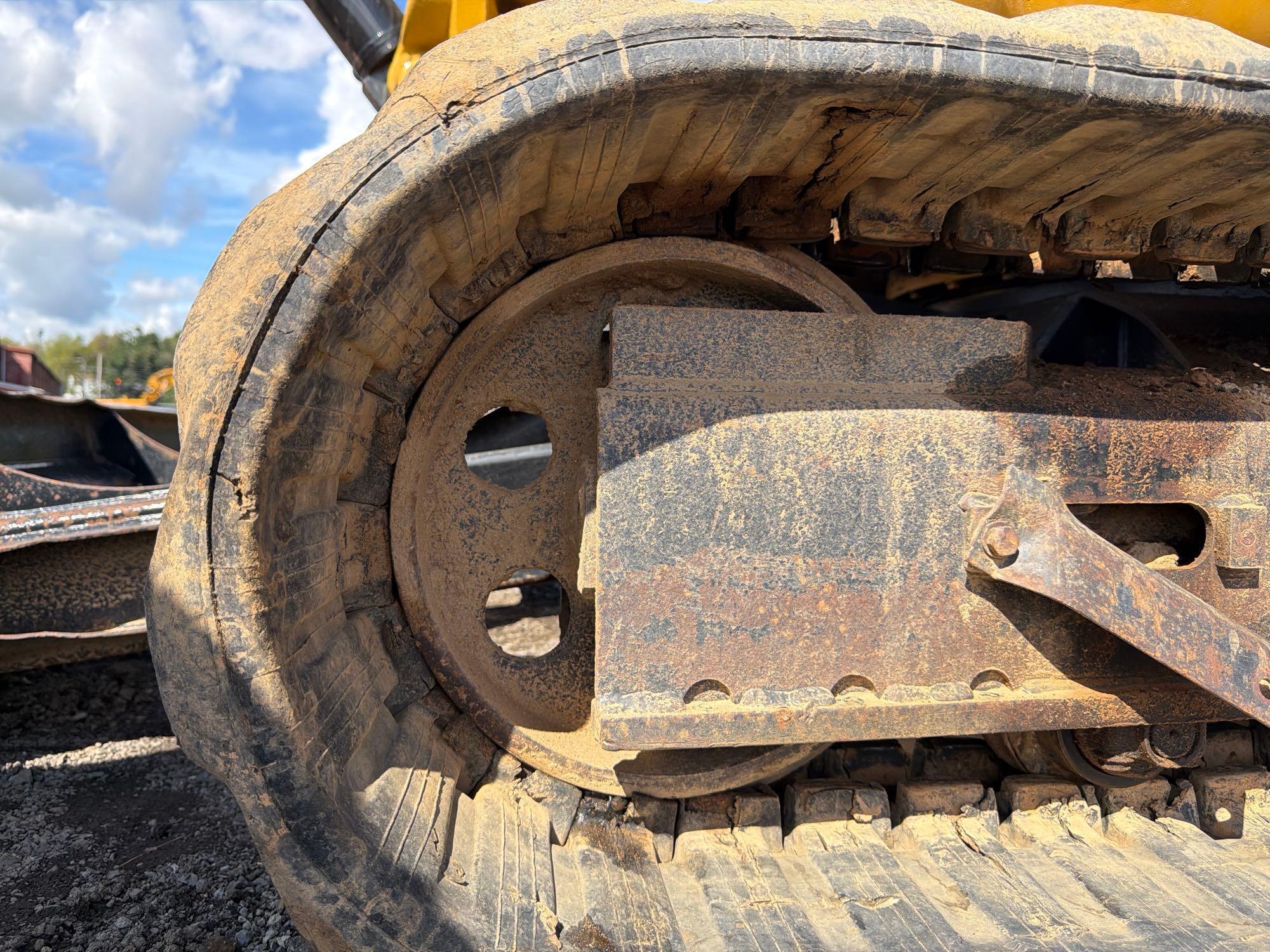 2005 Caterpillar 304
