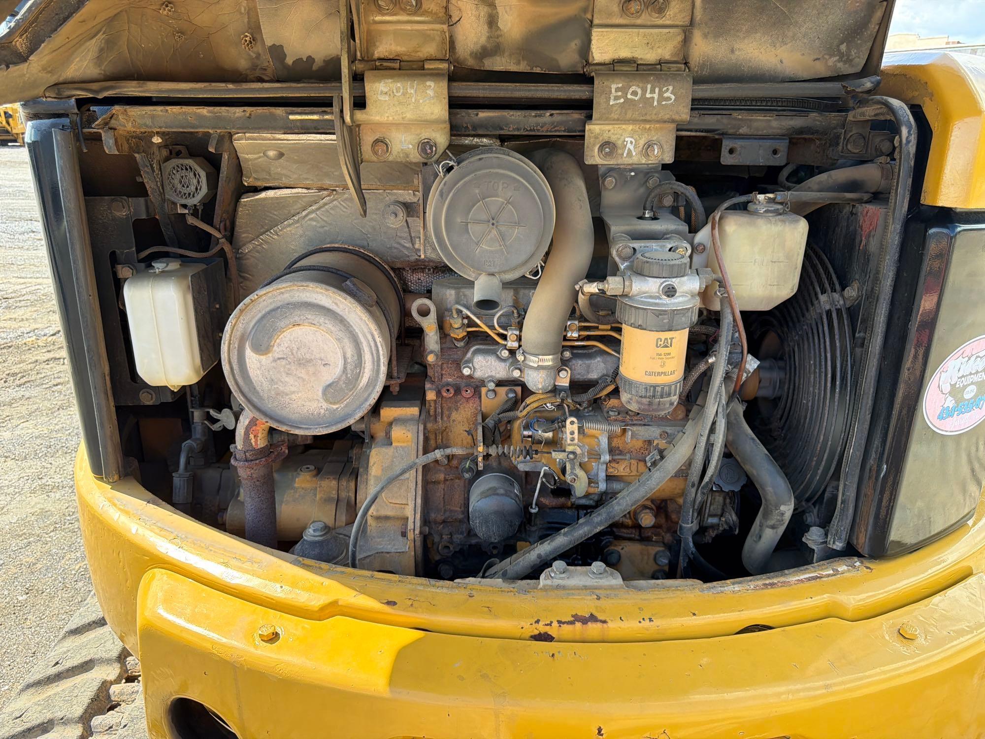 2005 Caterpillar 304