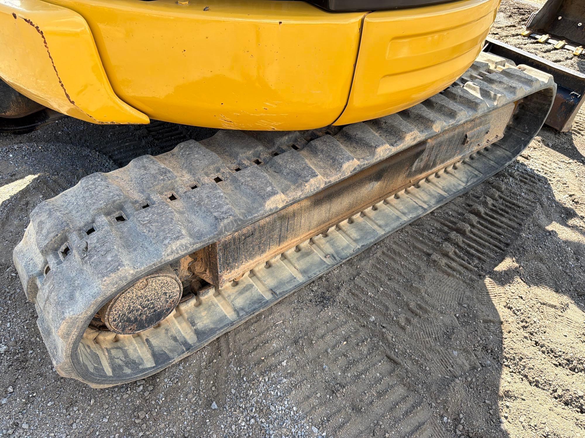 2005 Caterpillar 304