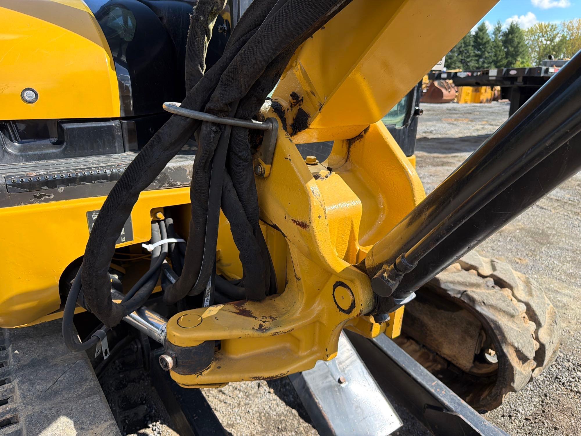 2005 Caterpillar 304