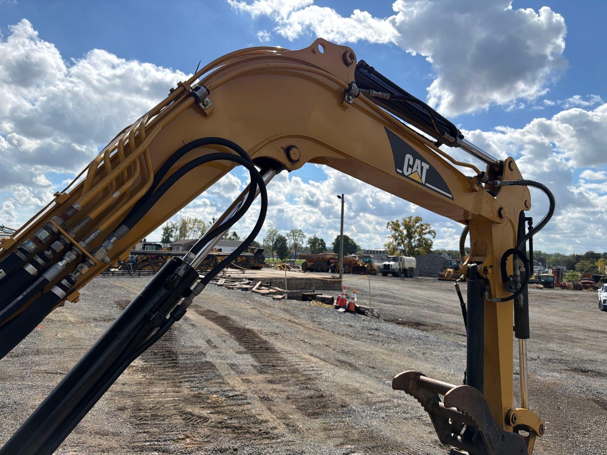 2005 Caterpillar 304