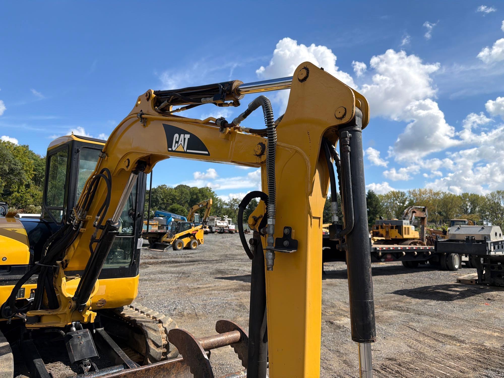 2005 Caterpillar 304
