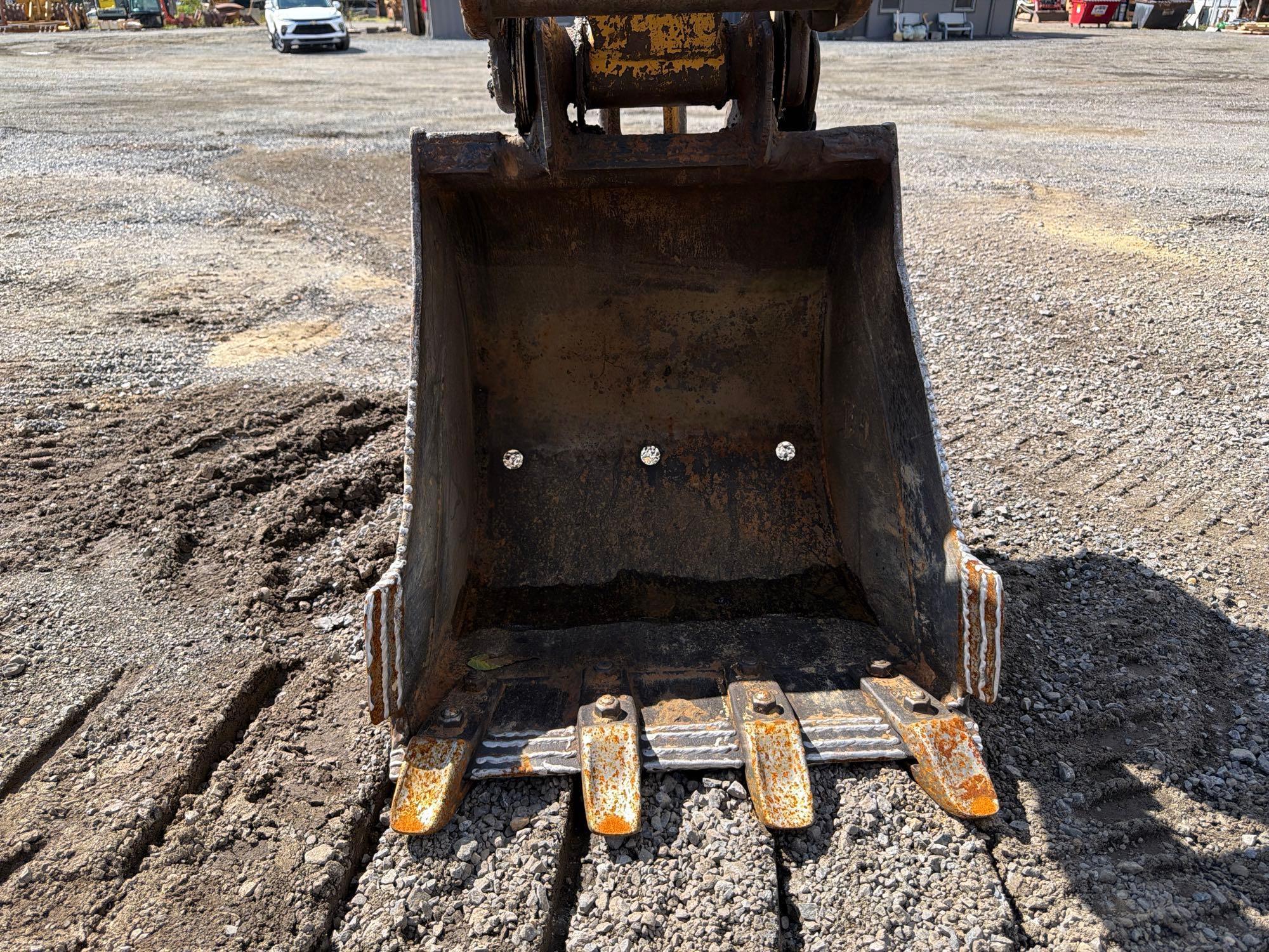 2005 Caterpillar 304