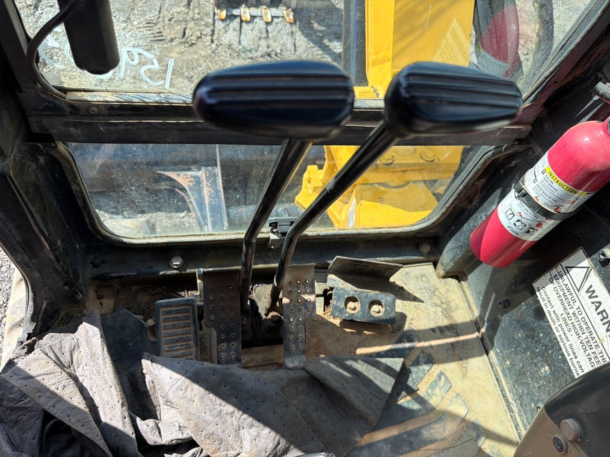 2005 Caterpillar 304