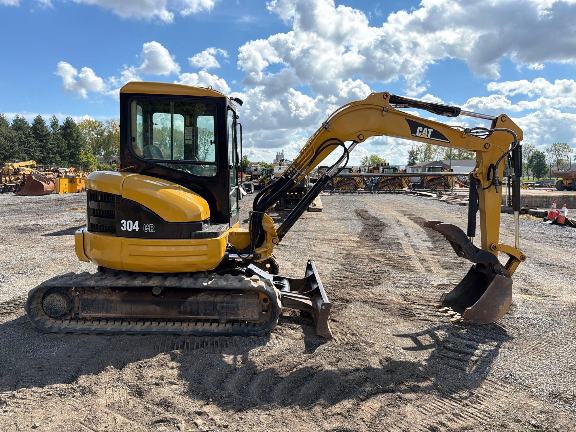 2005 Caterpillar 304