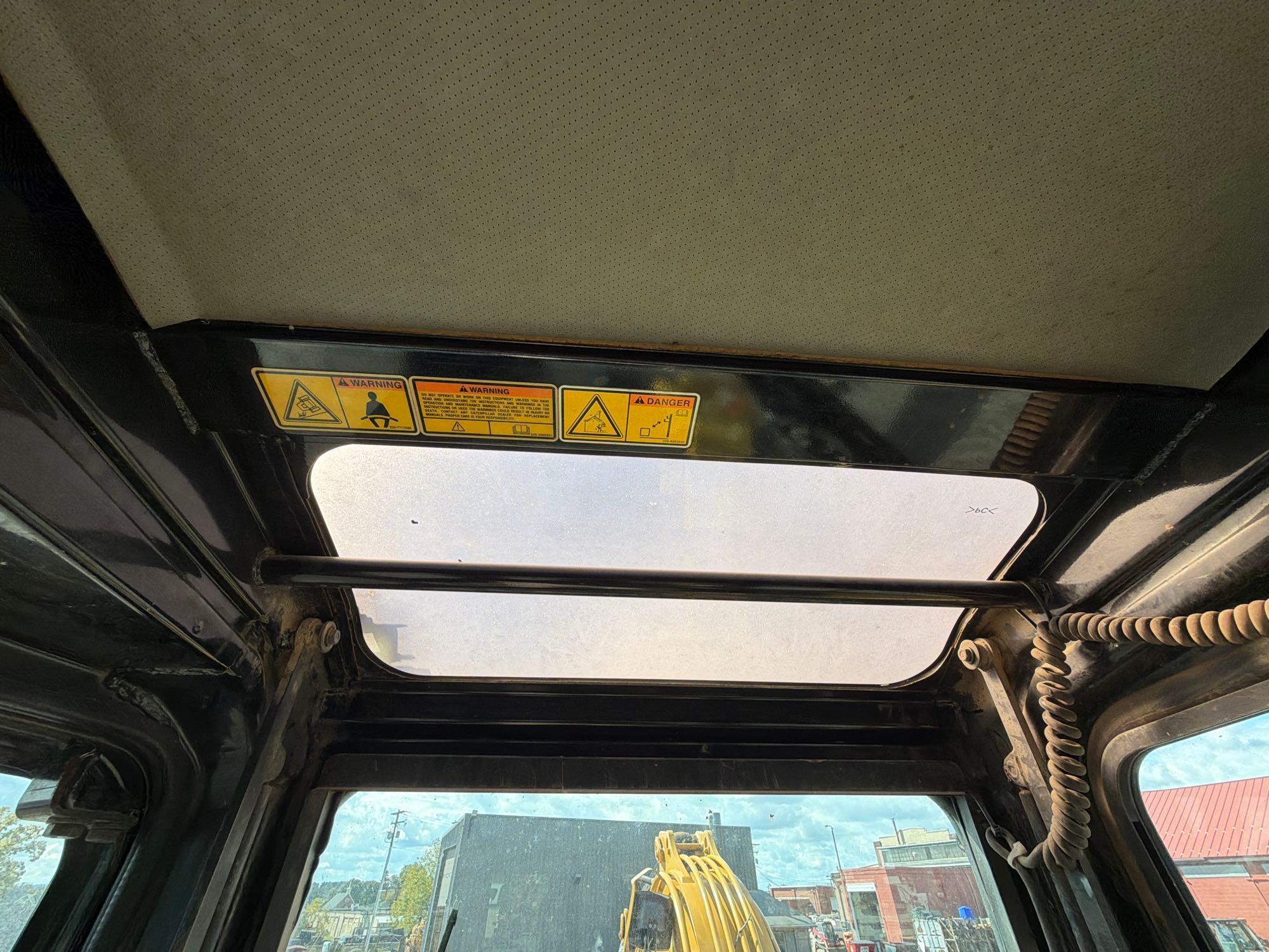 2005 Caterpillar 304