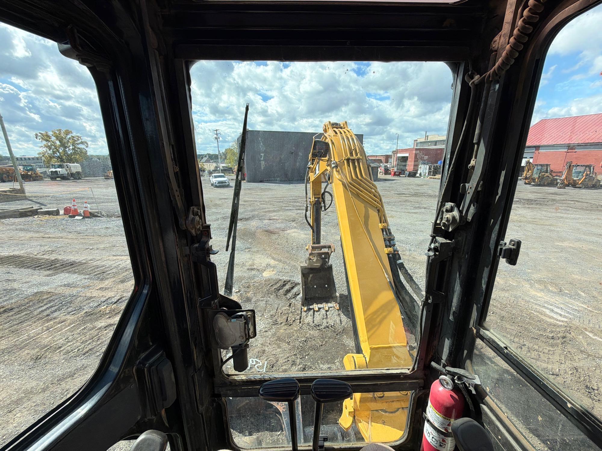 2005 Caterpillar 304